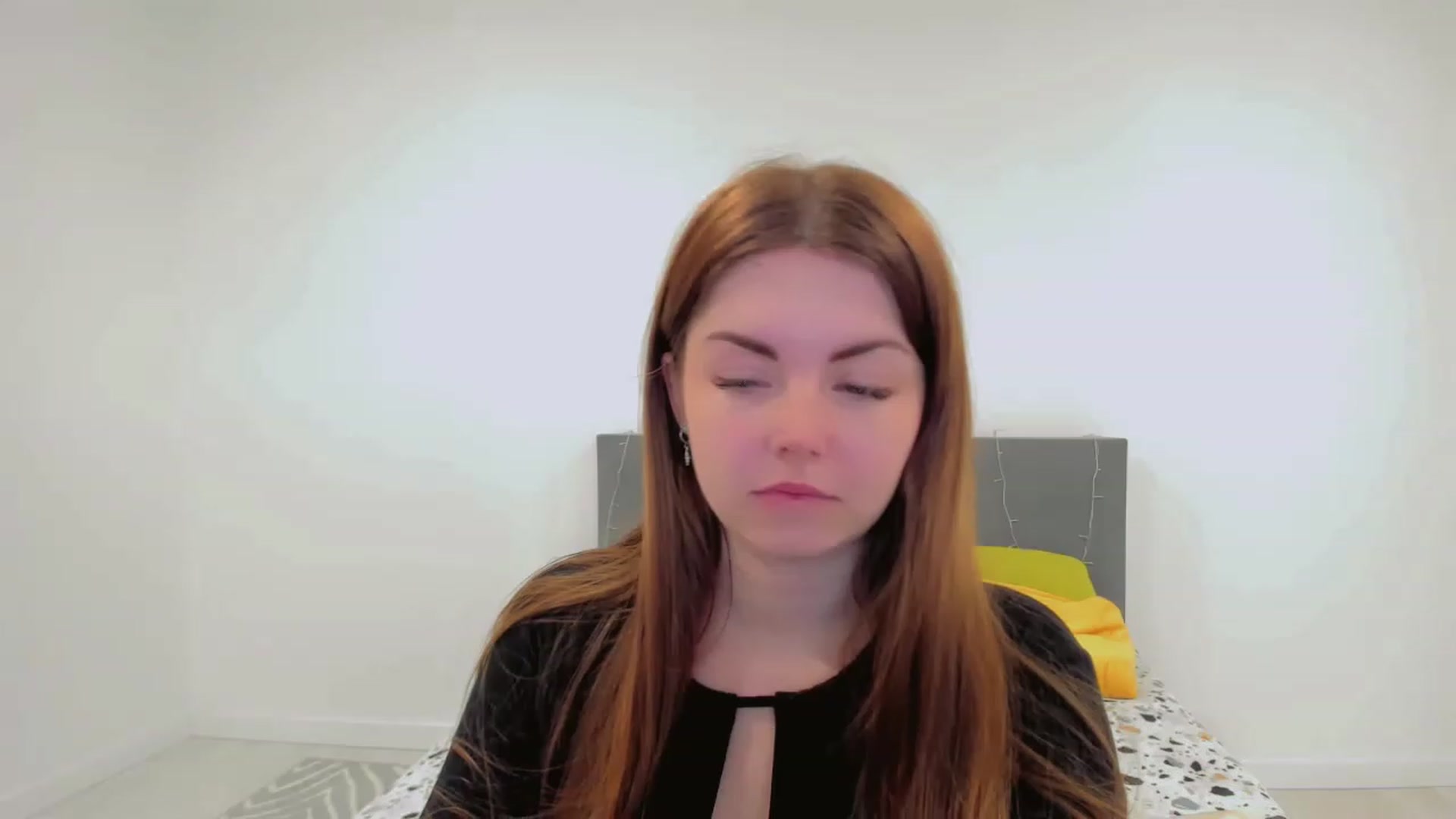 Gallery image thumbnail from Miriam_Mills's myfreecams stream on, 03/09/2023, 11:37 image 16 of 20