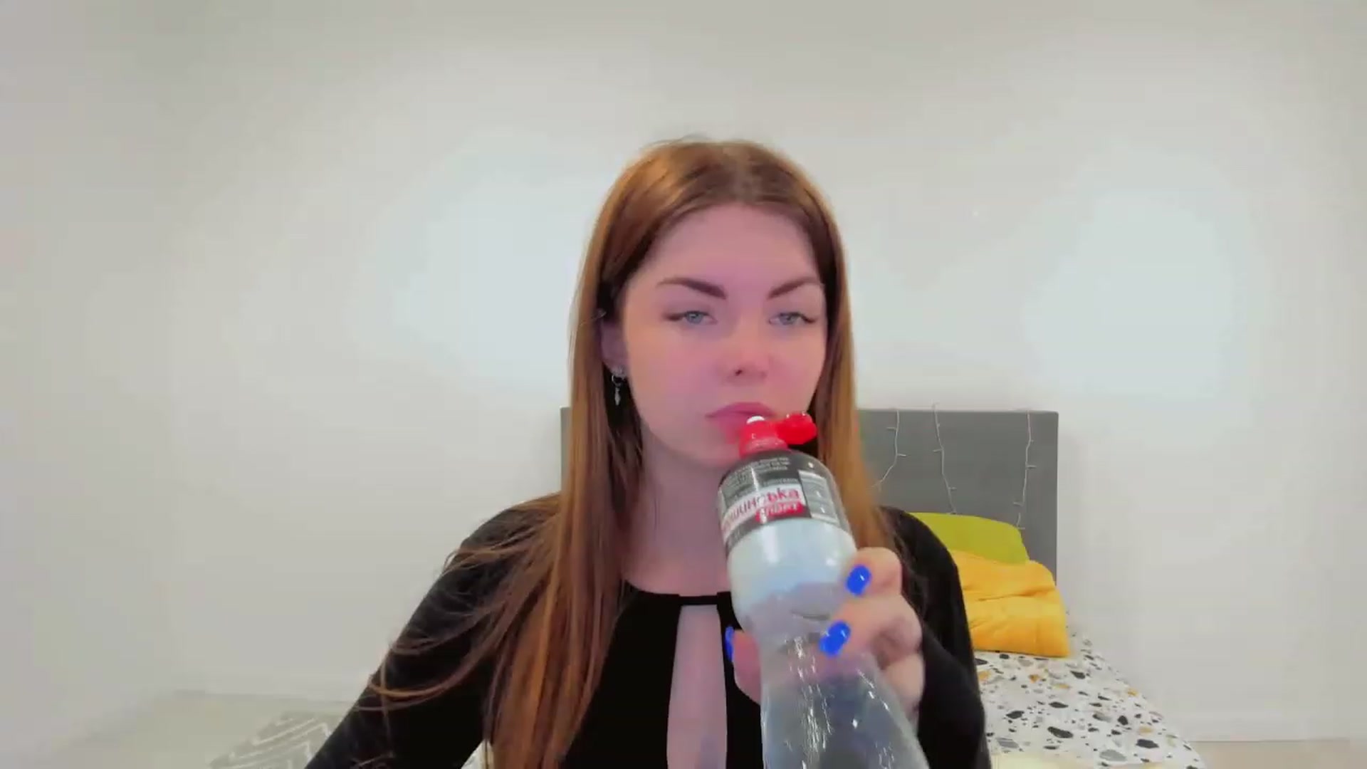 Gallery image thumbnail from Miriam_Mills's myfreecams stream on, 03/09/2023, 11:37 image 19 of 20