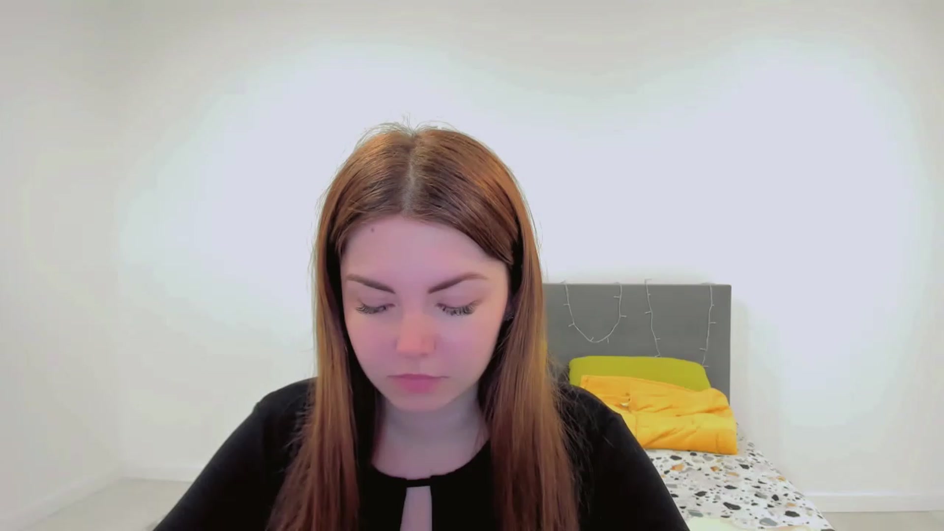 Gallery image thumbnail from Miriam_Mills's myfreecams stream on, 03/09/2023, 11:37 image 11 of 20