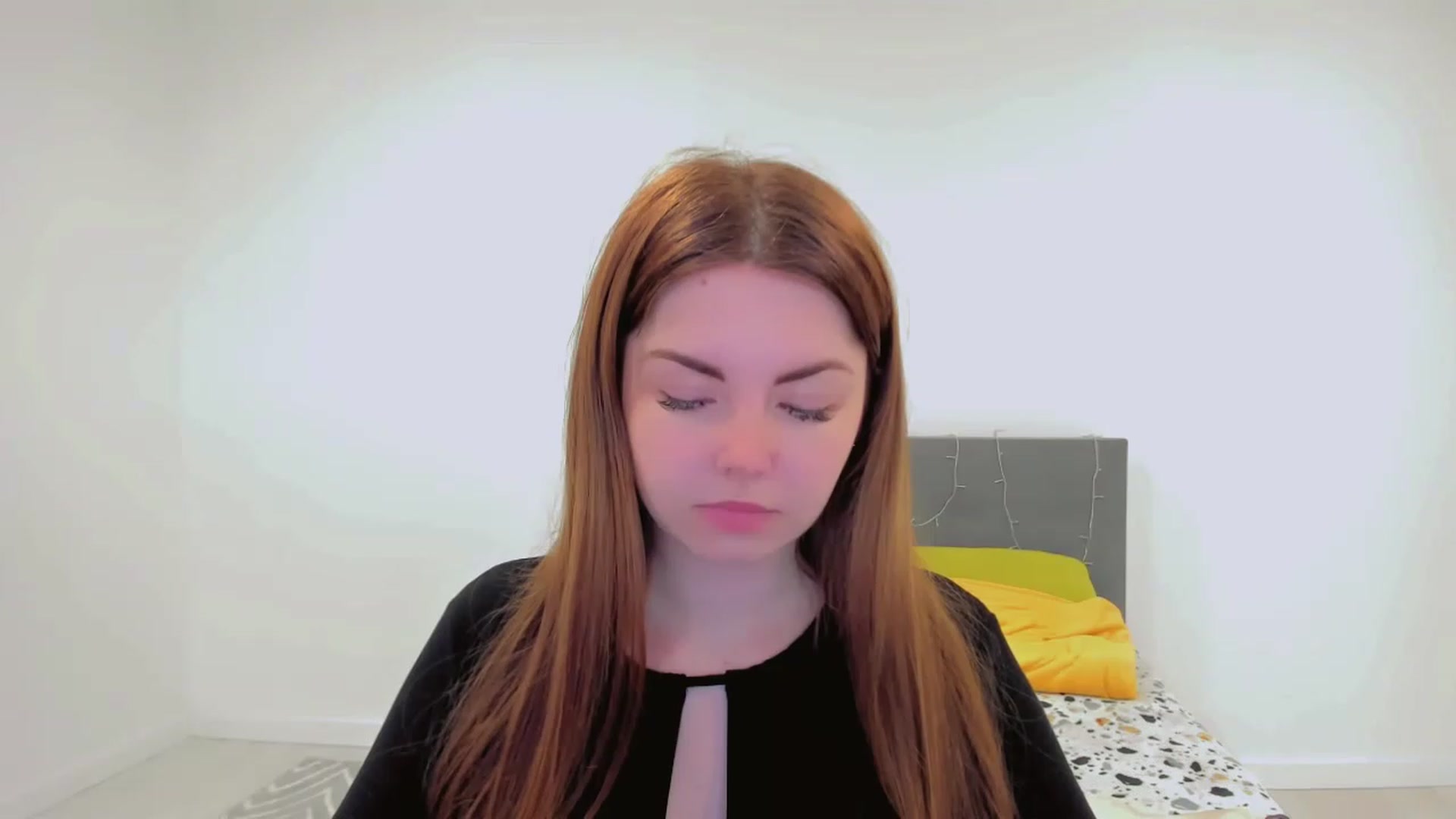 Gallery image thumbnail from Miriam_Mills's myfreecams stream on, 03/09/2023, 11:37 image 10 of 20