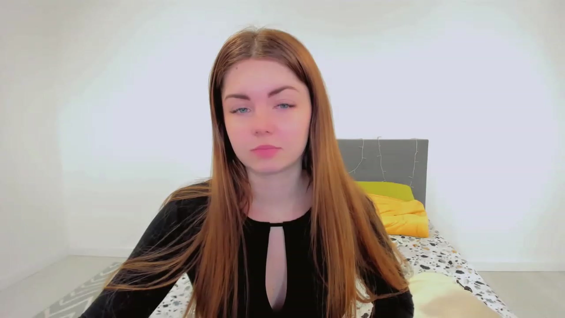 Gallery image thumbnail from Miriam_Mills's myfreecams stream on, 03/09/2023, 12:18 image 13 of 20
