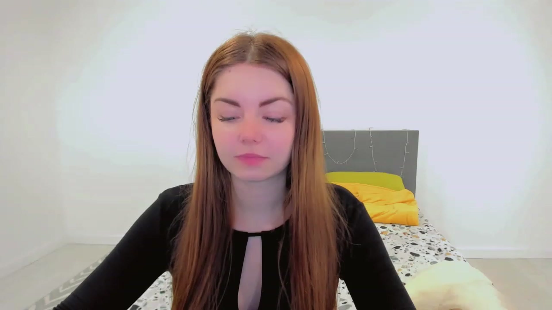 Gallery image thumbnail from Miriam_Mills's myfreecams stream on, 03/09/2023, 12:18 image 2 of 20