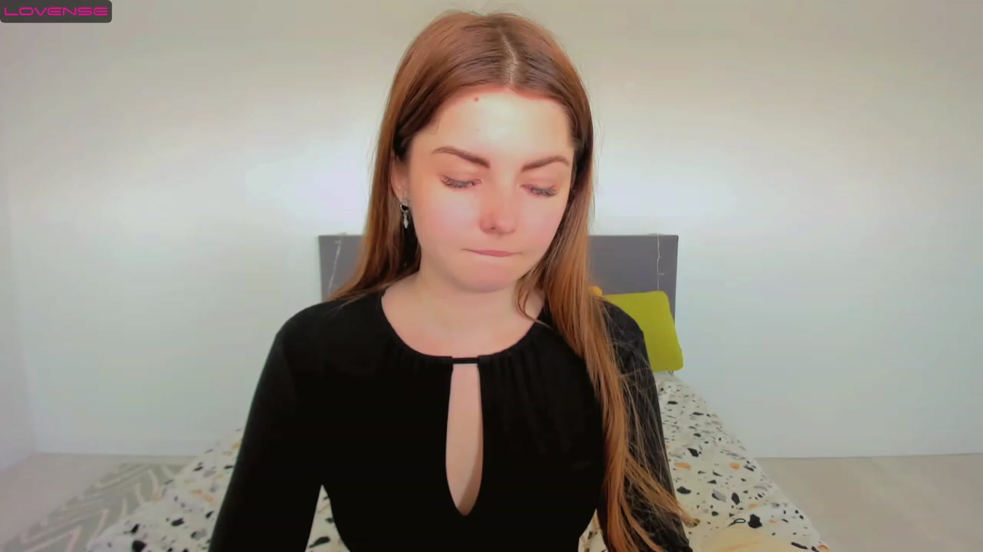 Gallery image thumbnail from Miriam_Mills's myfreecams stream on, 03/10/2023, 10:52 image 13 of 20