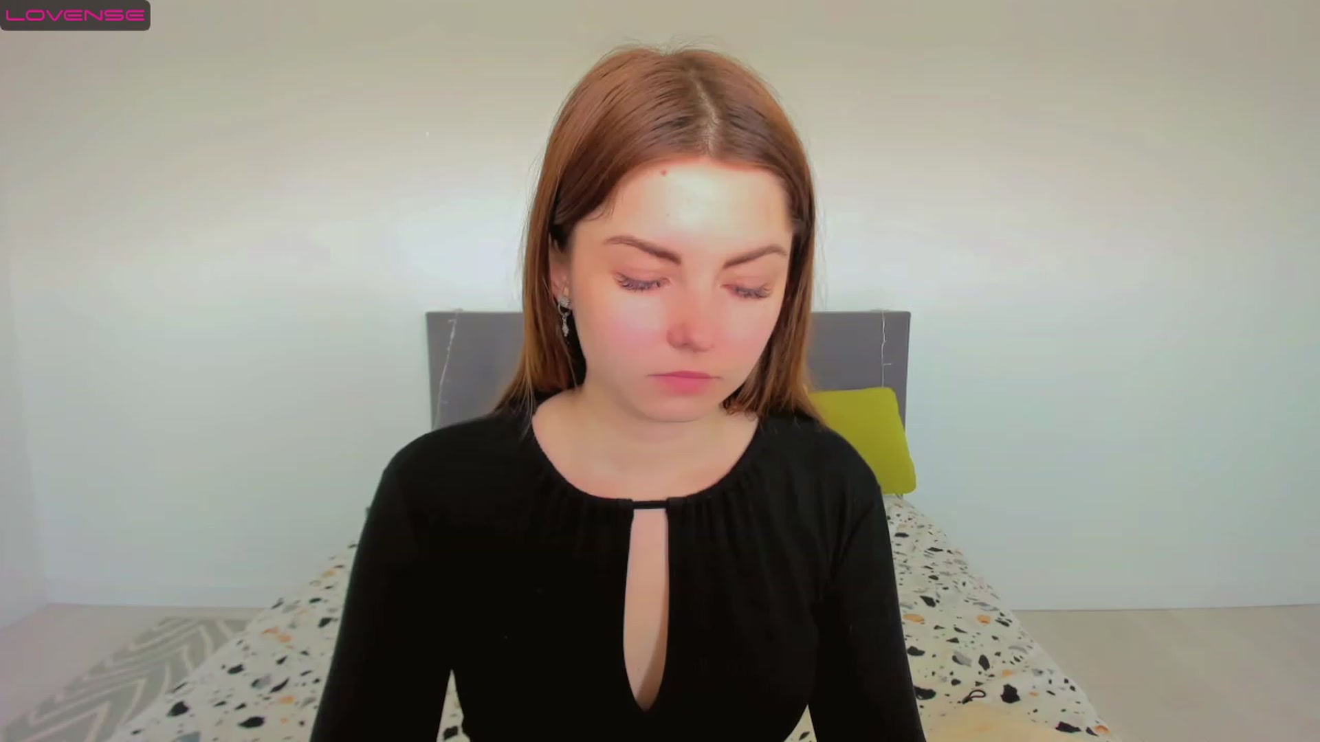 Gallery image thumbnail from Miriam_Mills's myfreecams stream on, 03/10/2023, 10:52 image 9 of 20