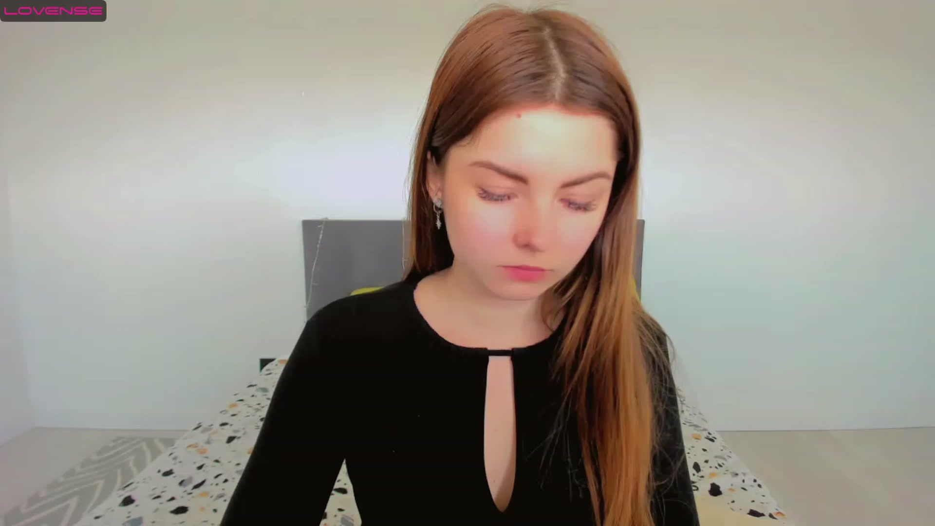 Gallery image thumbnail from Miriam_Mills's myfreecams stream on, 03/10/2023, 10:52 image 6 of 20