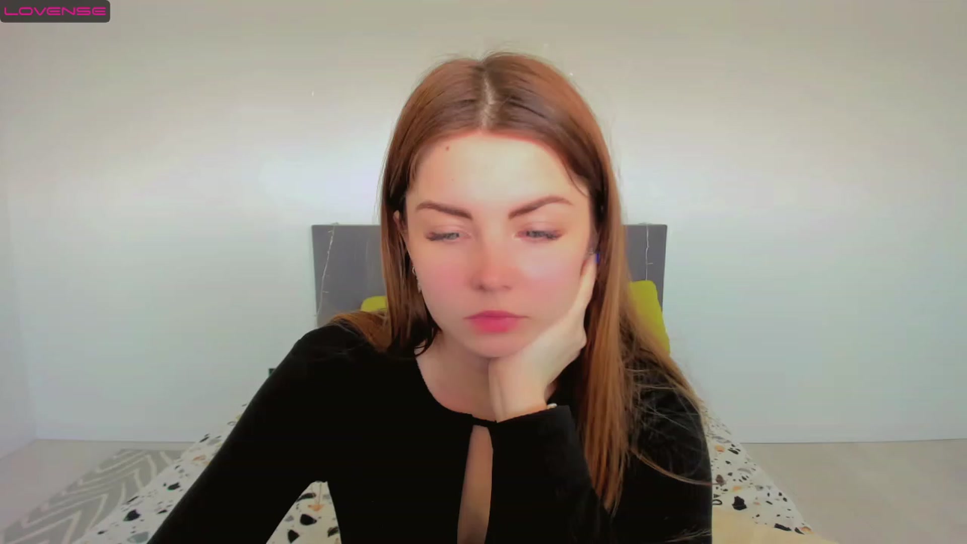 Gallery image thumbnail from Miriam_Mills's myfreecams stream on, 03/10/2023, 10:52 image 4 of 20