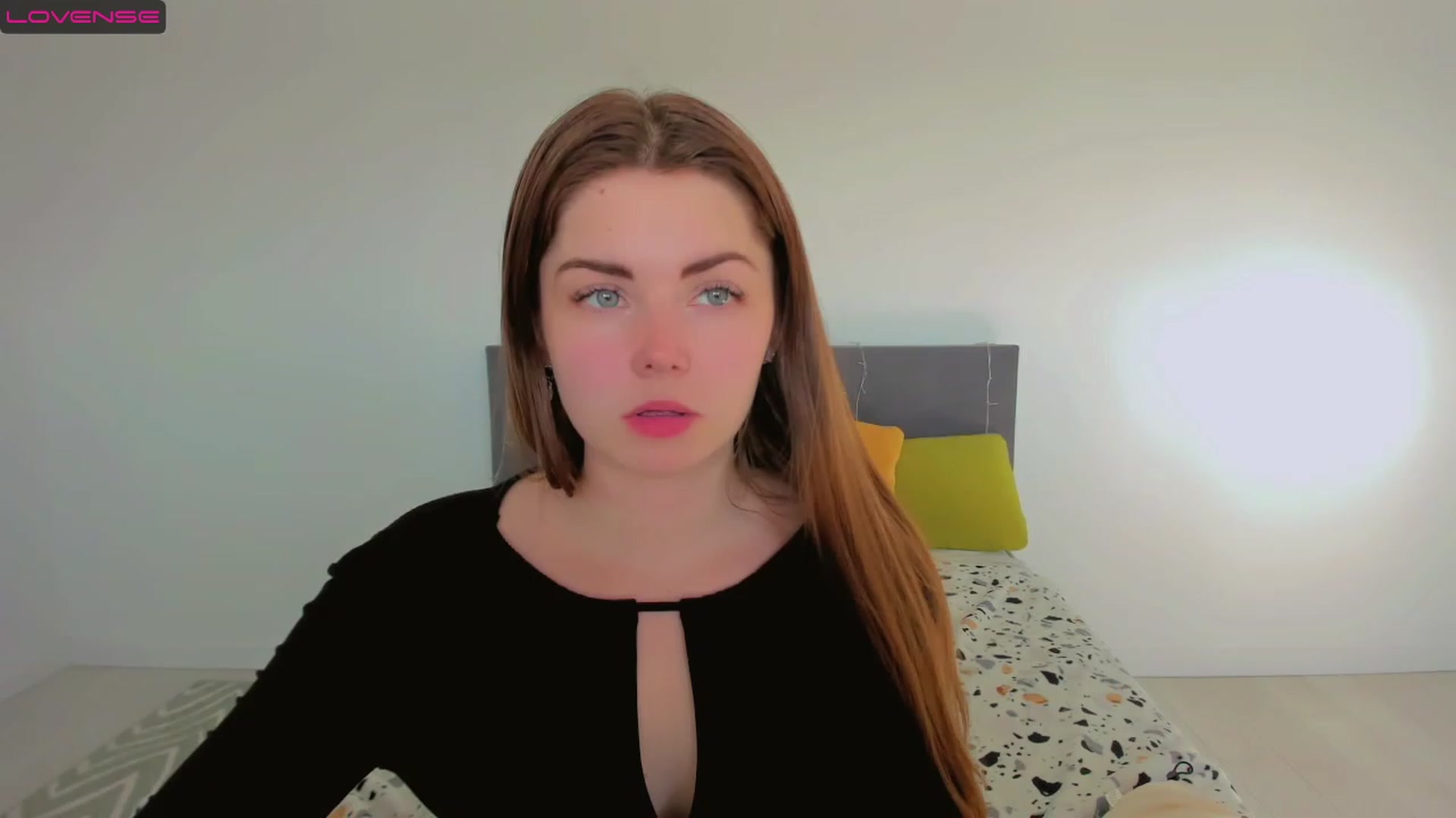 Gallery image thumbnail from Miriam_Mills's myfreecams stream on, 03/10/2023, 12:49 image 16 of 20