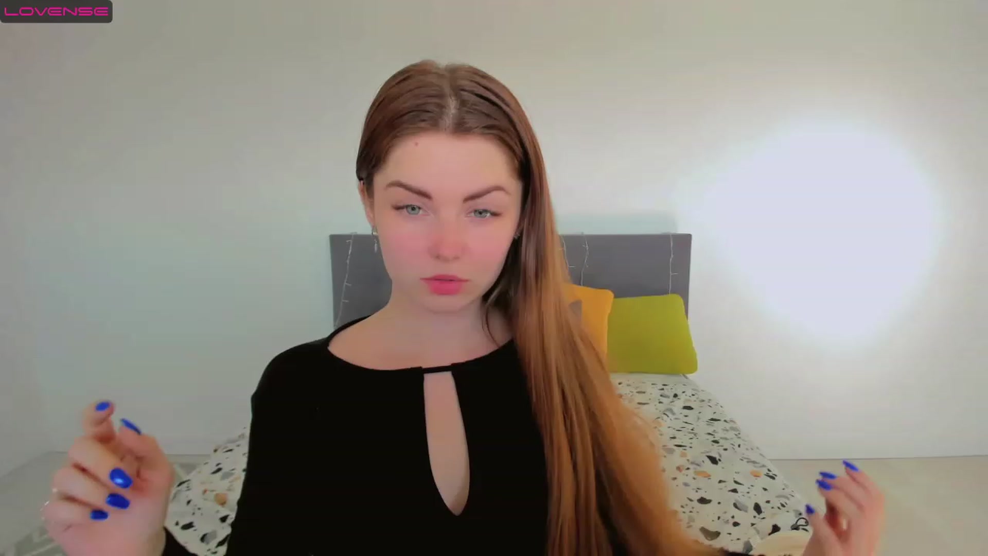 Gallery image thumbnail from Miriam_Mills's myfreecams stream on, 03/10/2023, 12:49 image 3 of 20