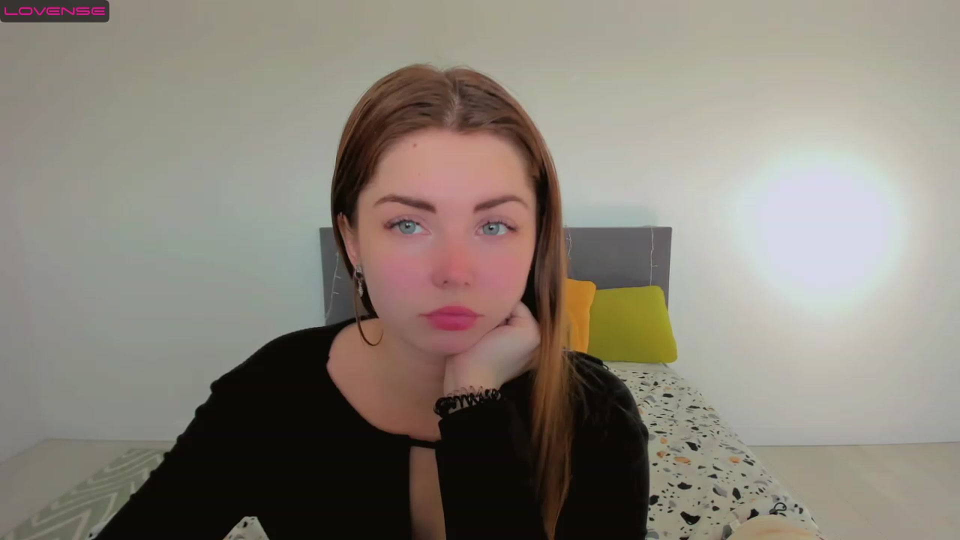 Gallery image thumbnail from Miriam_Mills's myfreecams stream on, 03/10/2023, 12:49 image 7 of 20