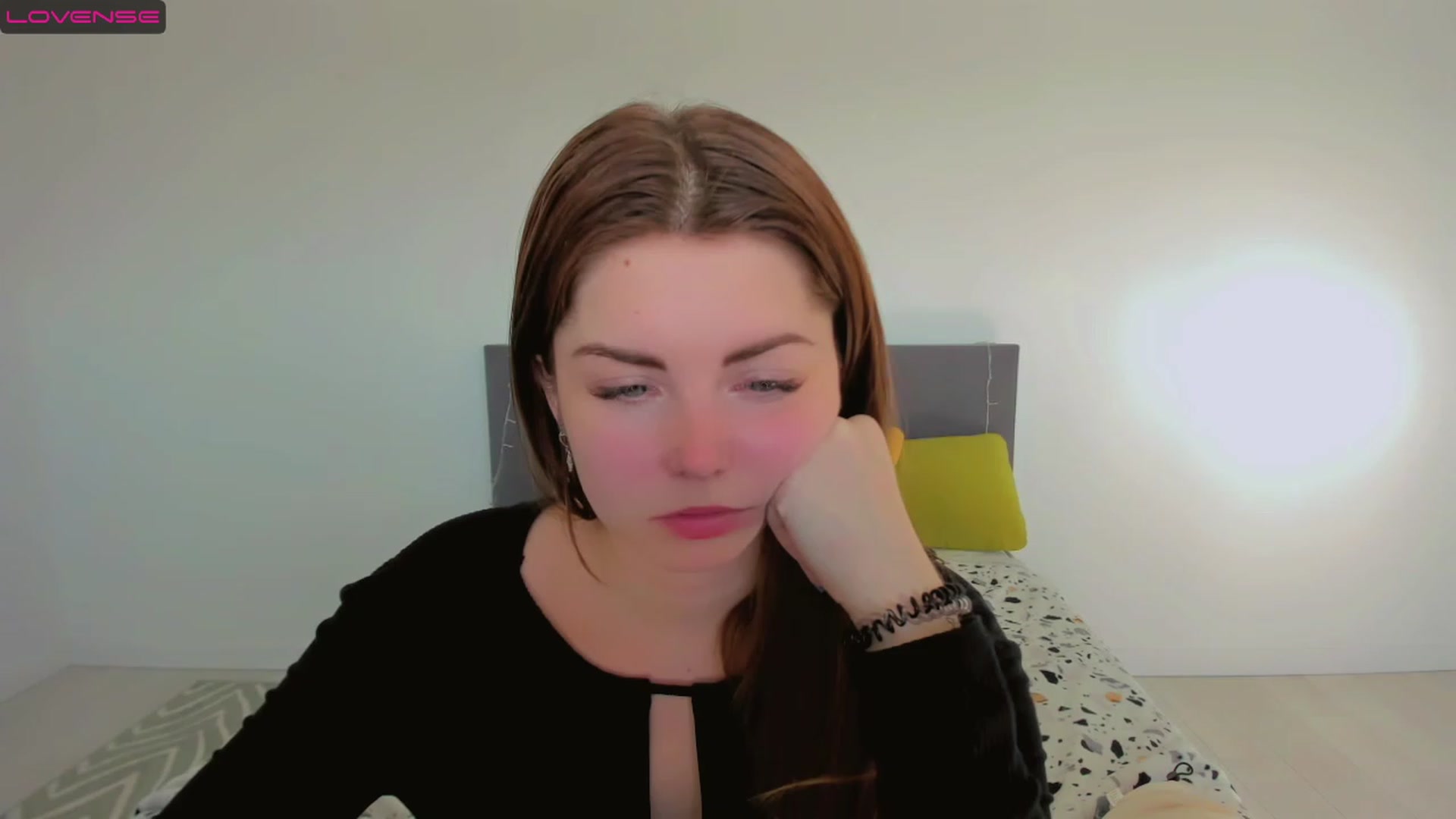 Gallery image thumbnail from Miriam_Mills's myfreecams stream on, 03/10/2023, 12:49 image 14 of 20