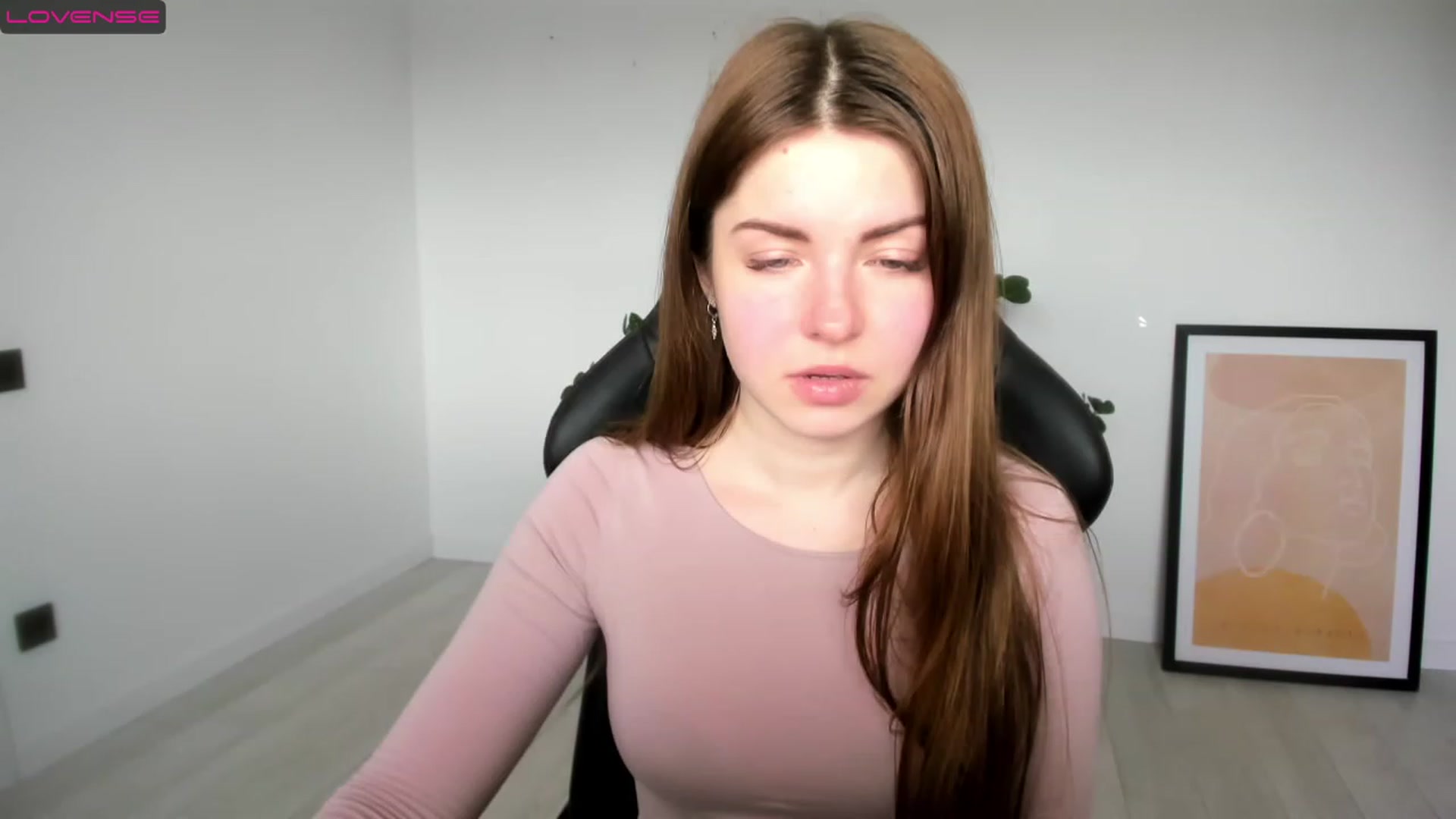 Gallery image thumbnail from Miriam_Mills's myfreecams stream on, 03/13/2023, 08:31 image 9 of 20