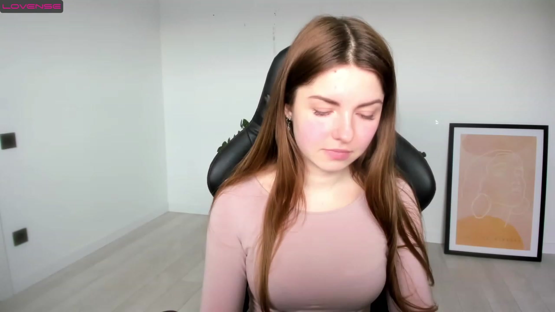 Gallery image thumbnail from Miriam_Mills's myfreecams stream on, 03/13/2023, 10:44 image 2 of 20