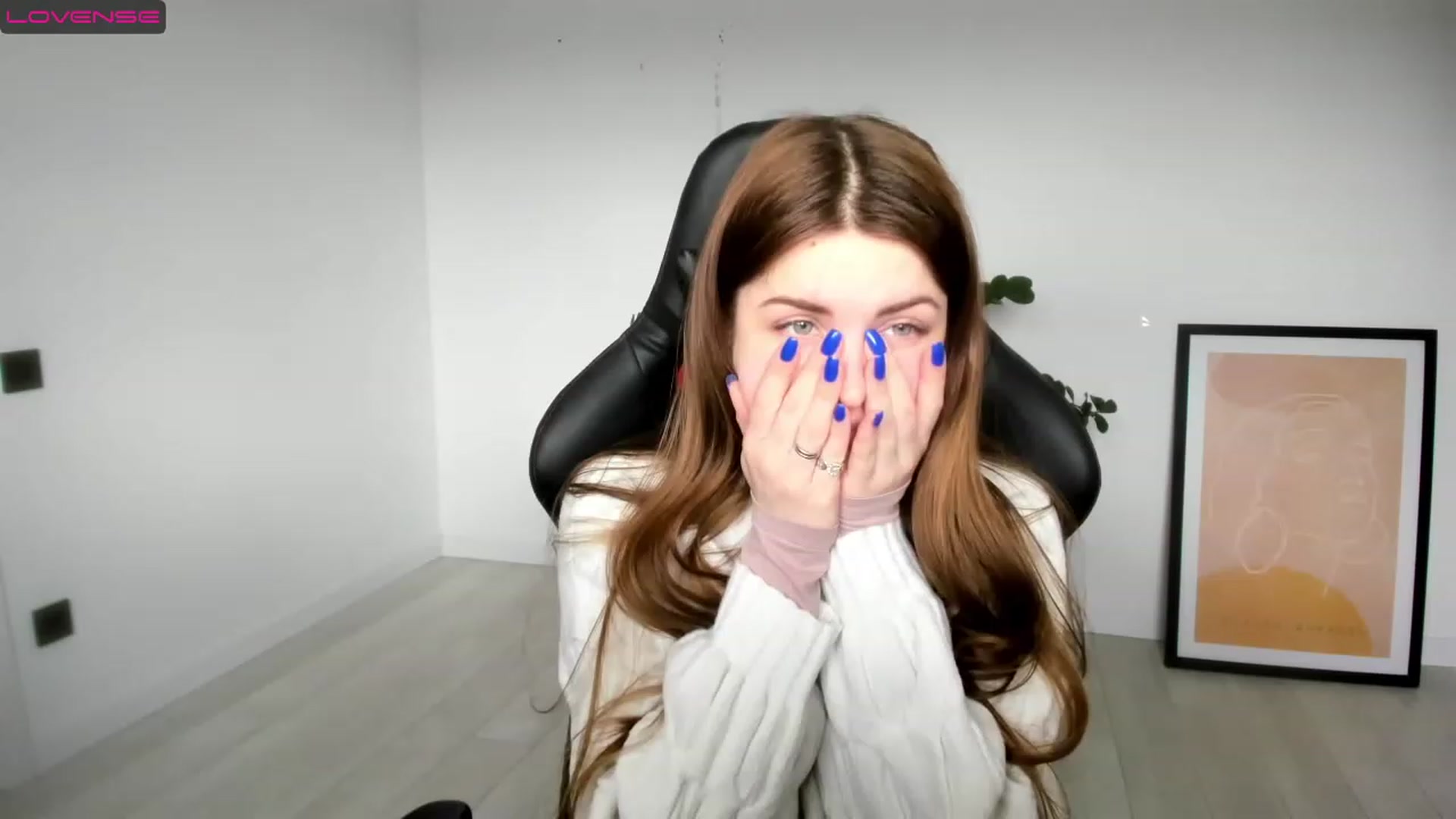 Gallery image thumbnail from Miriam_Mills's myfreecams stream on, 03/13/2023, 10:44 image 13 of 20