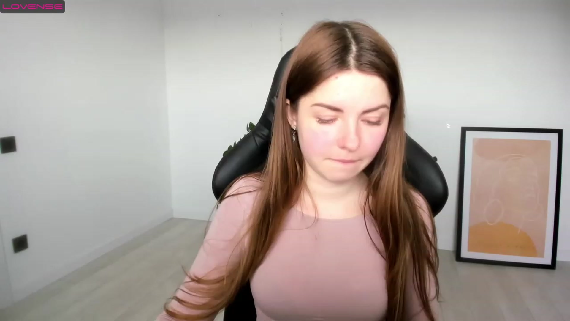 Gallery image thumbnail from Miriam_Mills's myfreecams stream on, 03/13/2023, 10:44 image 5 of 20