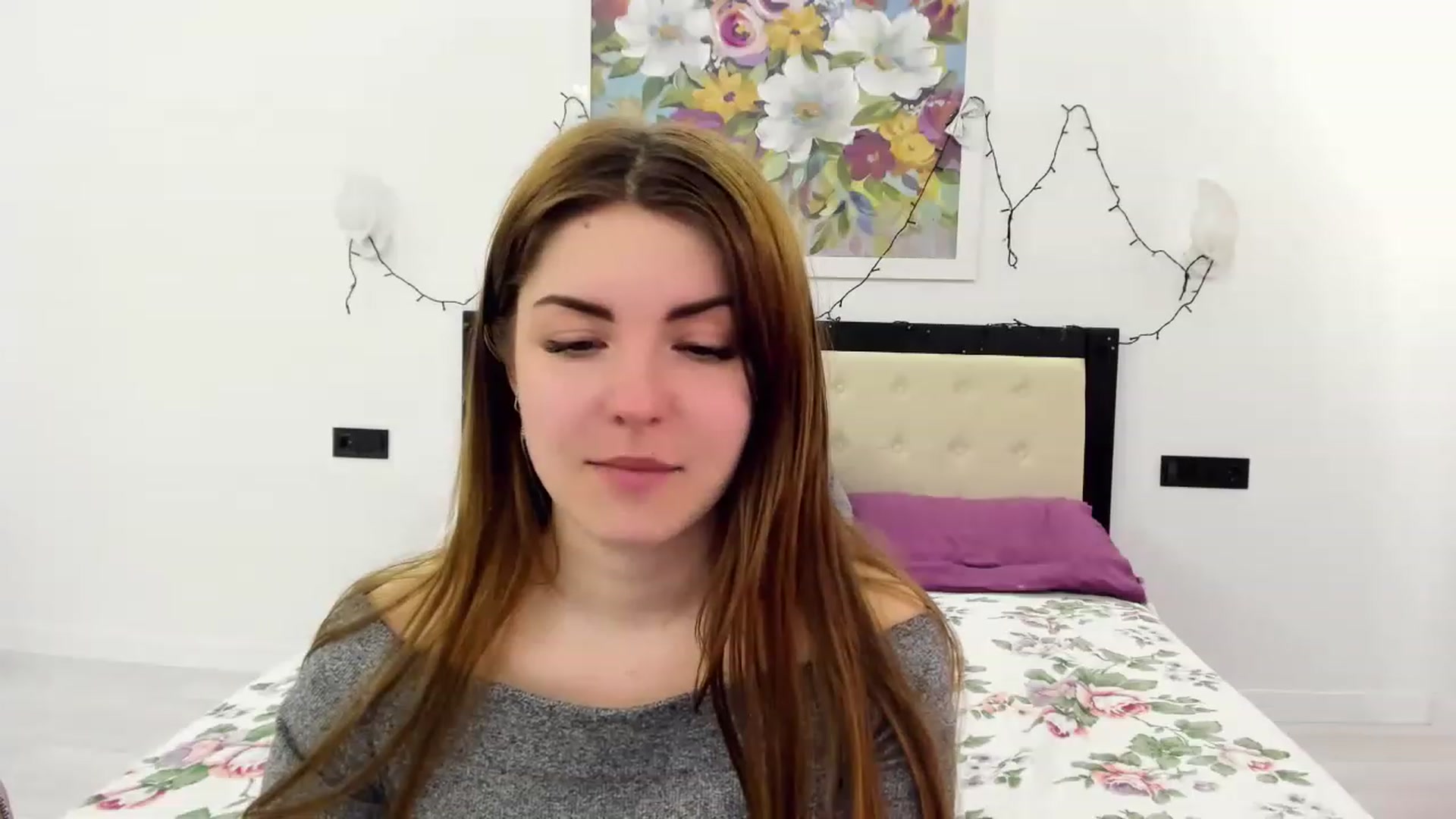 Gallery image thumbnail from Miriam_Mills's myfreecams stream on, 03/14/2023, 10:11 image 9 of 20
