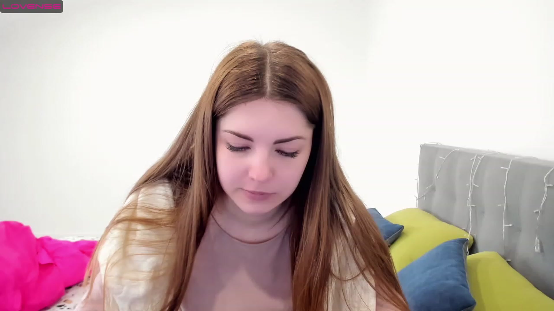 Gallery image thumbnail from Miriam_Mills's myfreecams stream on, 03/16/2023, 10:06 image 3 of 20
