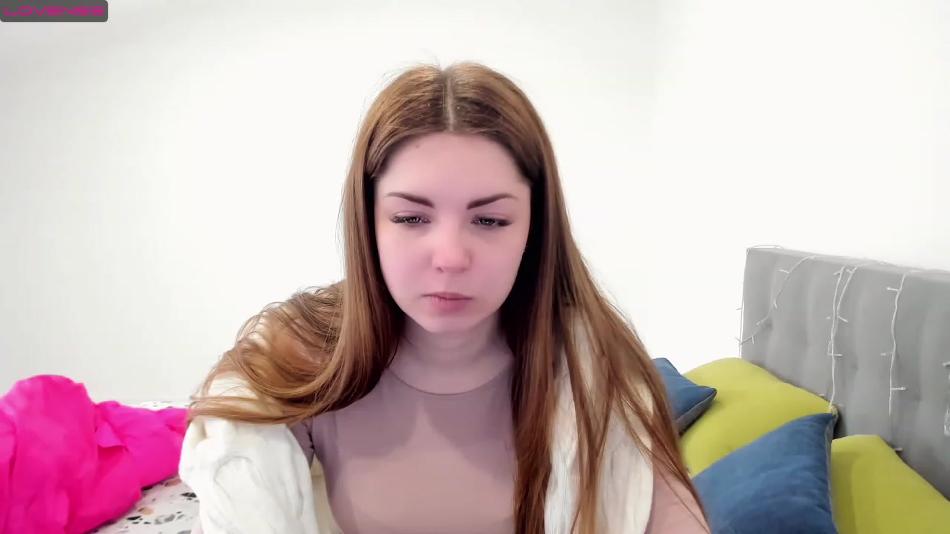 Gallery image thumbnail from Miriam_Mills's myfreecams stream on, 03/16/2023, 10:06 image 4 of 20