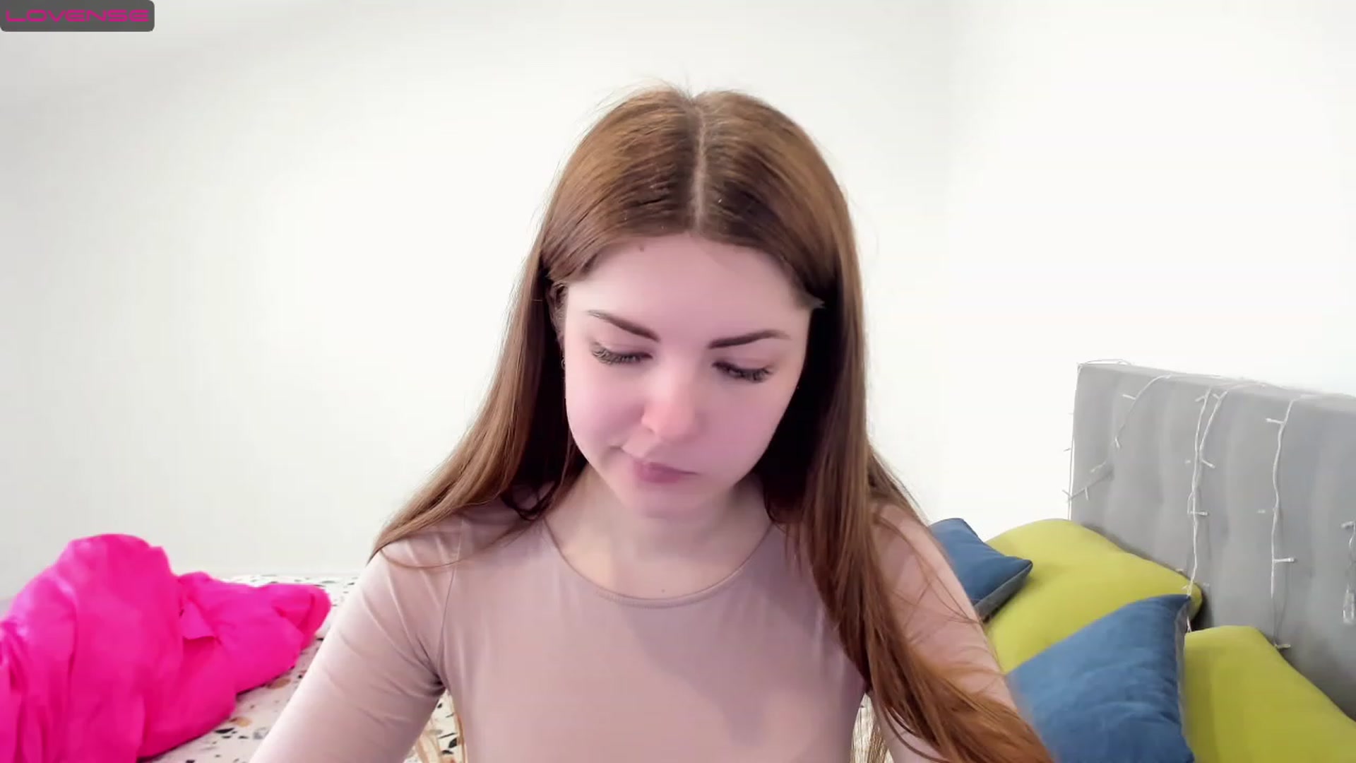 Gallery image thumbnail from Miriam_Mills's myfreecams stream on, 03/16/2023, 10:06 image 14 of 20
