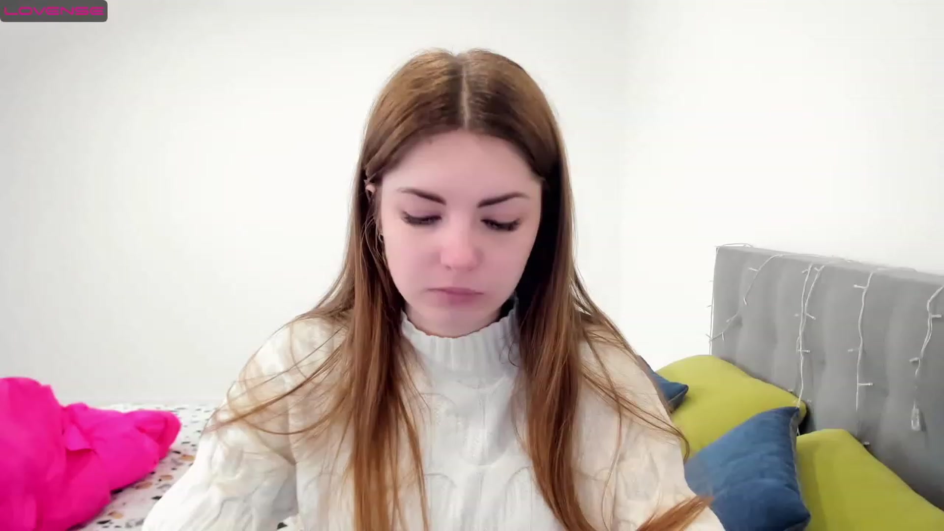 Gallery image thumbnail from Miriam_Mills's myfreecams stream on, 03/16/2023, 10:06 image 2 of 20