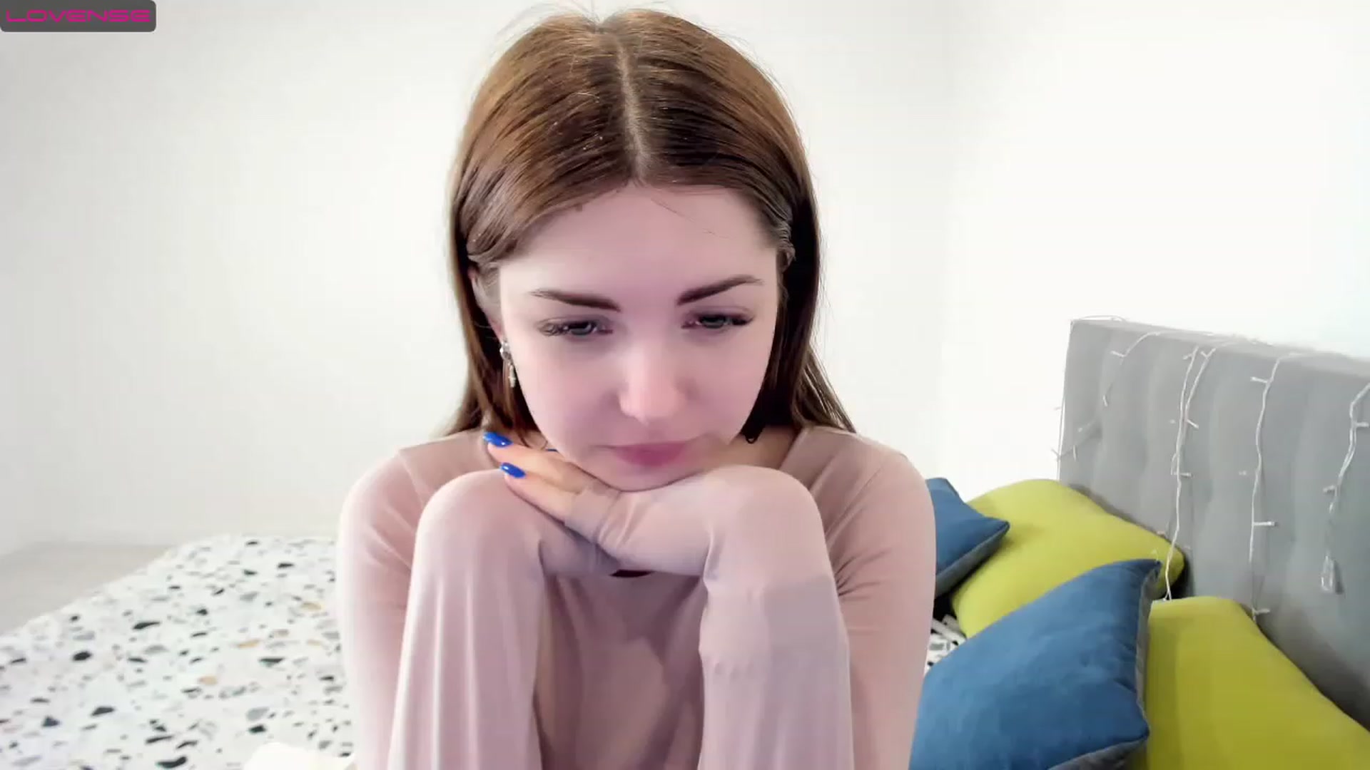 Gallery image thumbnail from Miriam_Mills's myfreecams stream on, 03/16/2023, 12:31 image 2 of 20
