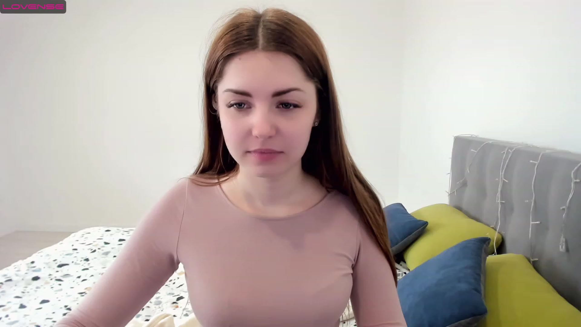 Gallery image thumbnail from Miriam_Mills's myfreecams stream on, 03/16/2023, 12:31 image 19 of 20