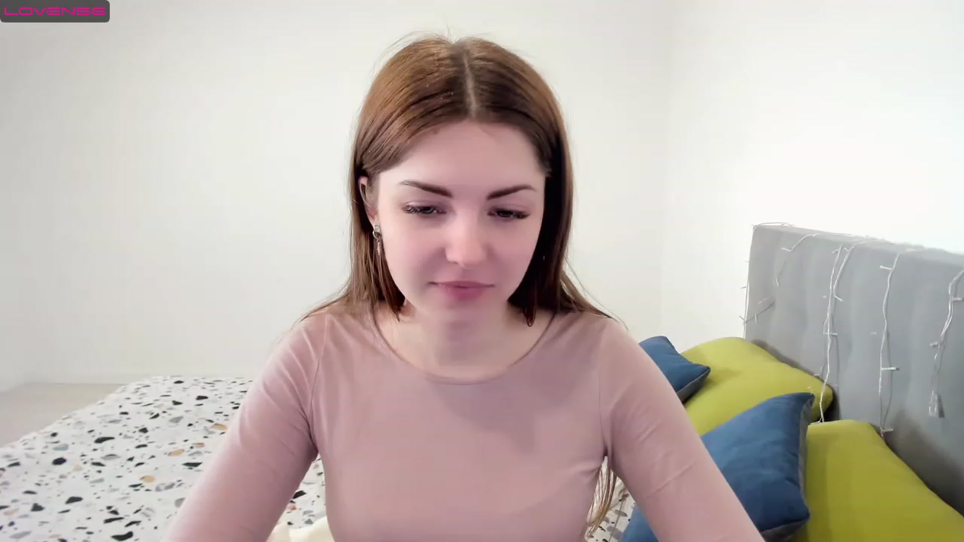 Gallery image thumbnail from Miriam_Mills's myfreecams stream on, 03/16/2023, 12:31 image 12 of 20