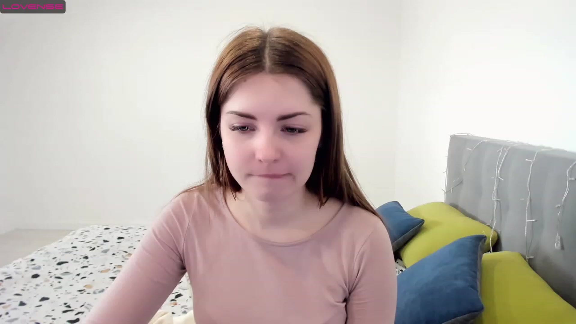 Gallery image thumbnail from Miriam_Mills's myfreecams stream on, 03/16/2023, 12:31 image 13 of 20