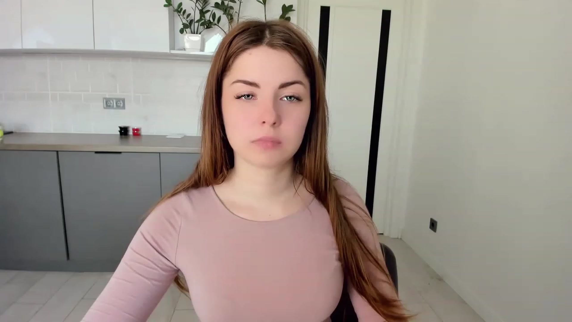 Gallery image thumbnail from Miriam_Mills's myfreecams stream on, 03/17/2023, 09:57 image 19 of 20