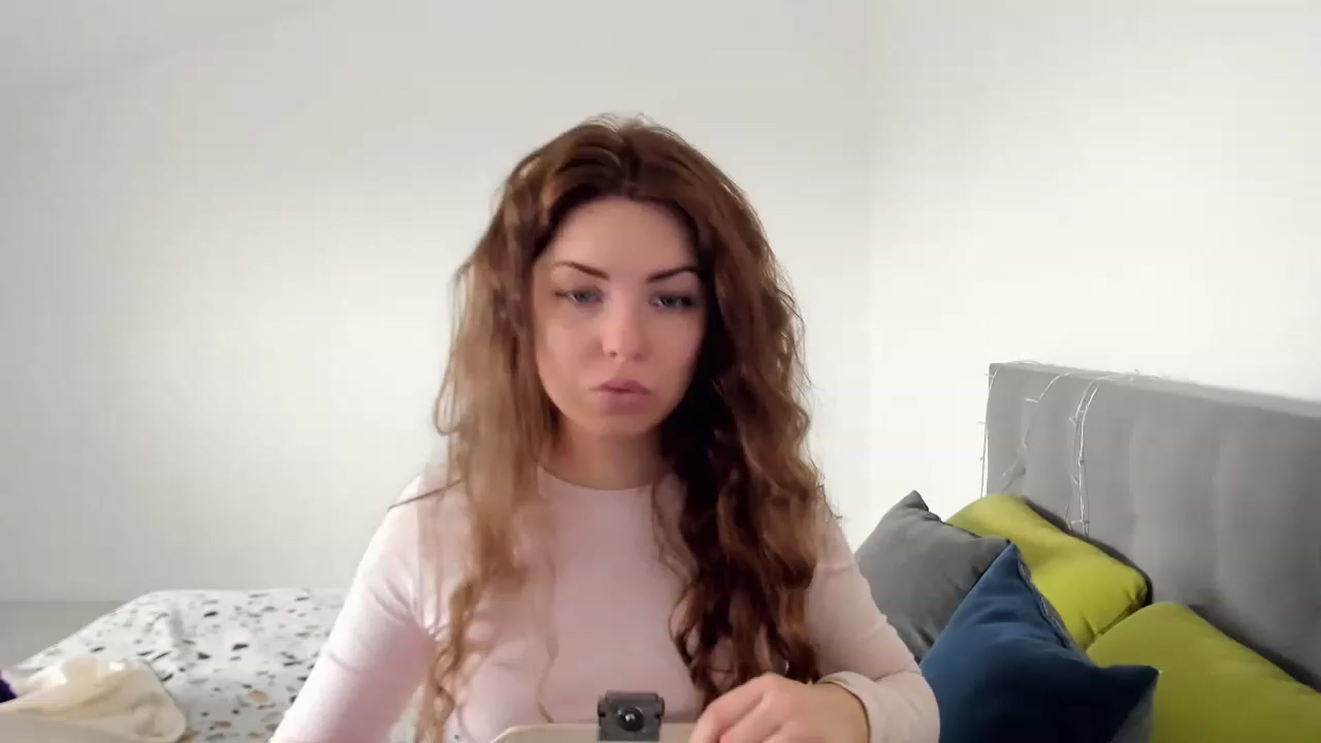 Gallery image thumbnail from Miriam_Mills's myfreecams stream on, 03/20/2023, 08:28 image 1 of 20