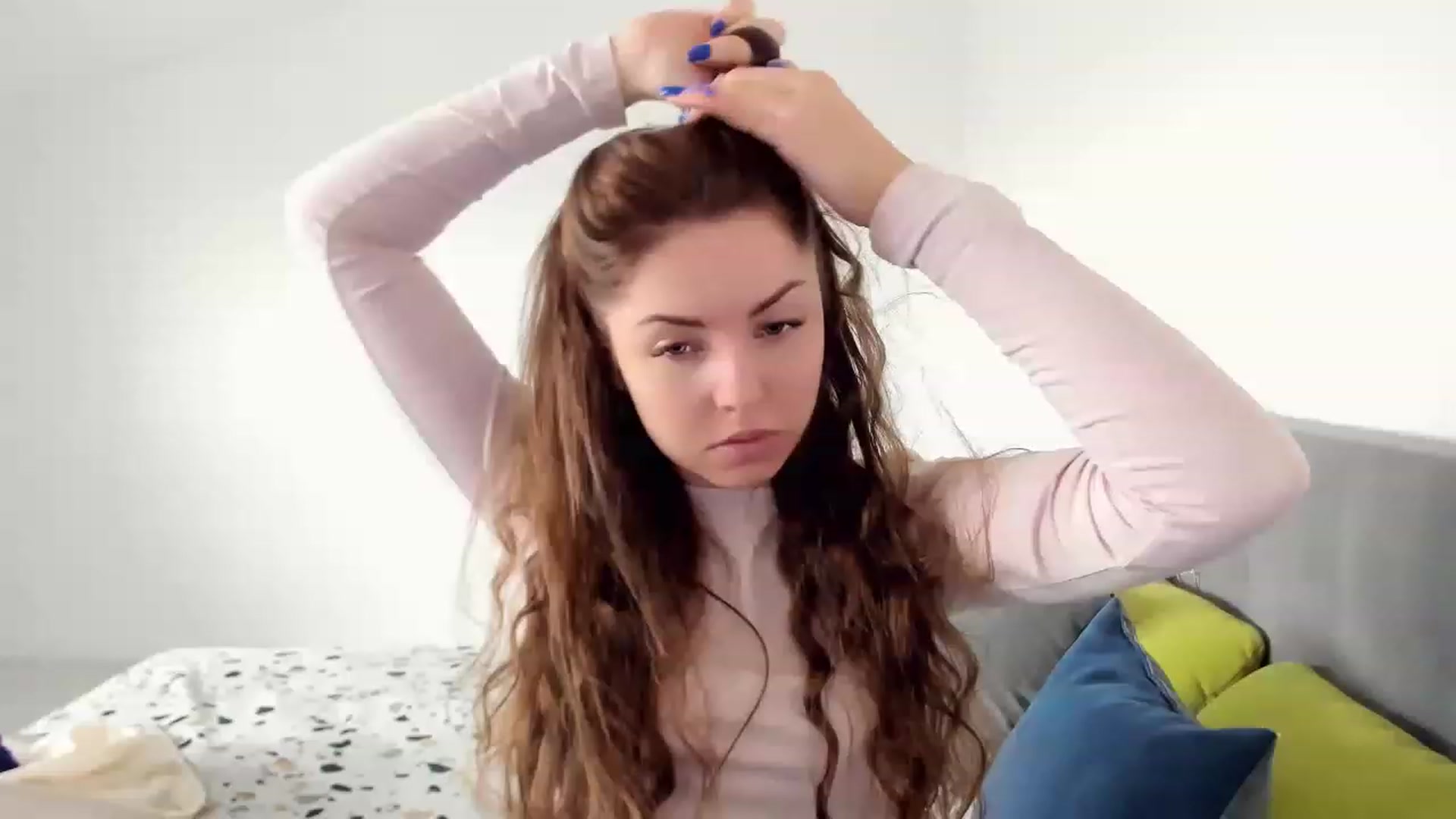 Gallery image thumbnail from Miriam_Mills's myfreecams stream on, 03/20/2023, 08:28 image 3 of 20