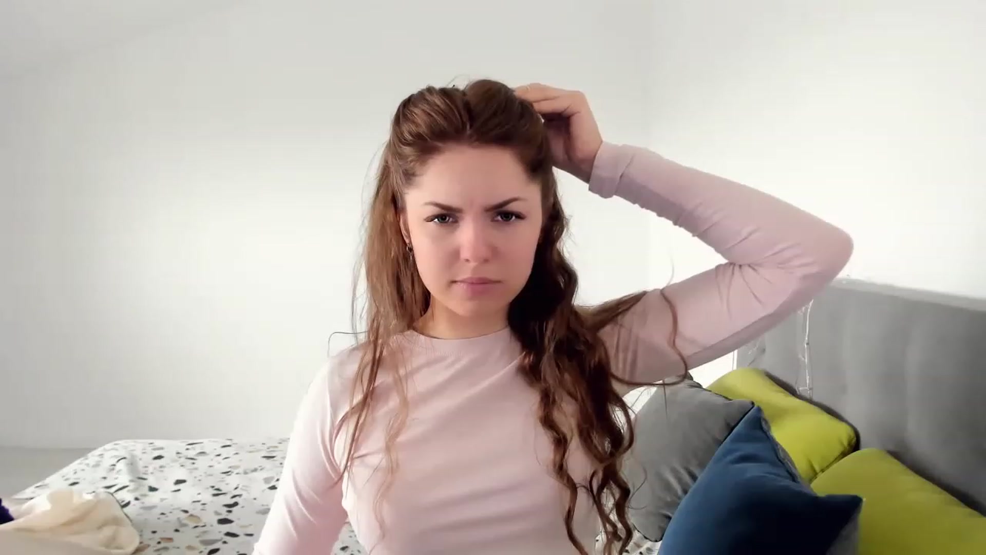 Gallery image thumbnail from Miriam_Mills's myfreecams stream on, 03/20/2023, 08:28 image 2 of 20