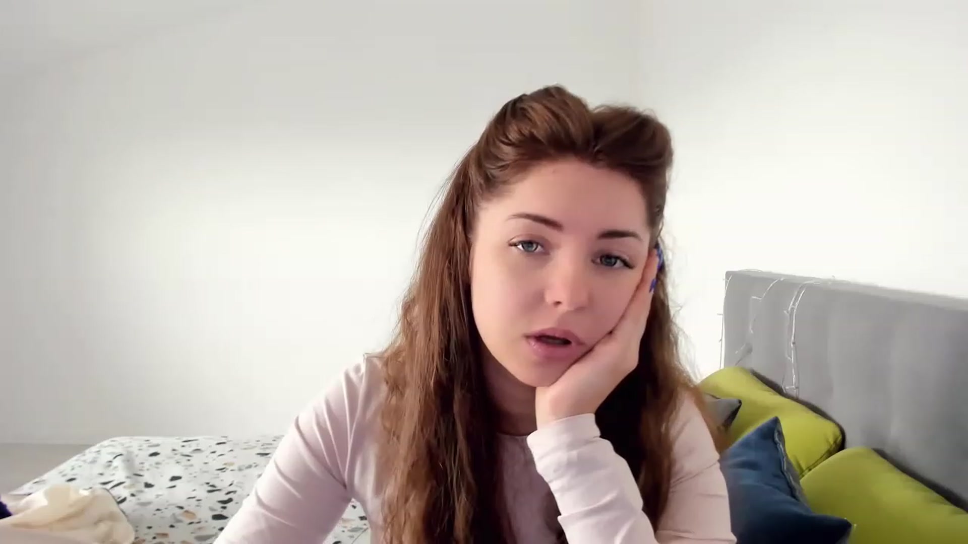 Gallery image thumbnail from Miriam_Mills's myfreecams stream on, 03/20/2023, 08:28 image 18 of 20
