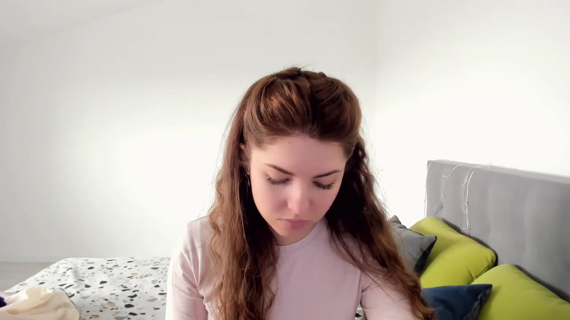 Gallery image thumbnail from Miriam_Mills's myfreecams stream on, 03/20/2023, 09:34 image 2 of 20