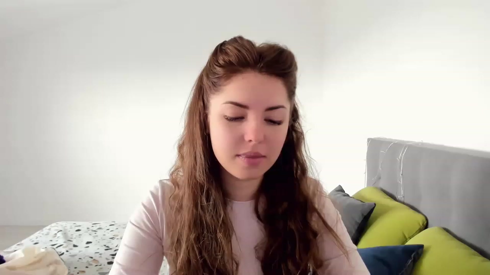 Gallery image thumbnail from Miriam_Mills's myfreecams stream on, 03/20/2023, 09:34 image 18 of 20