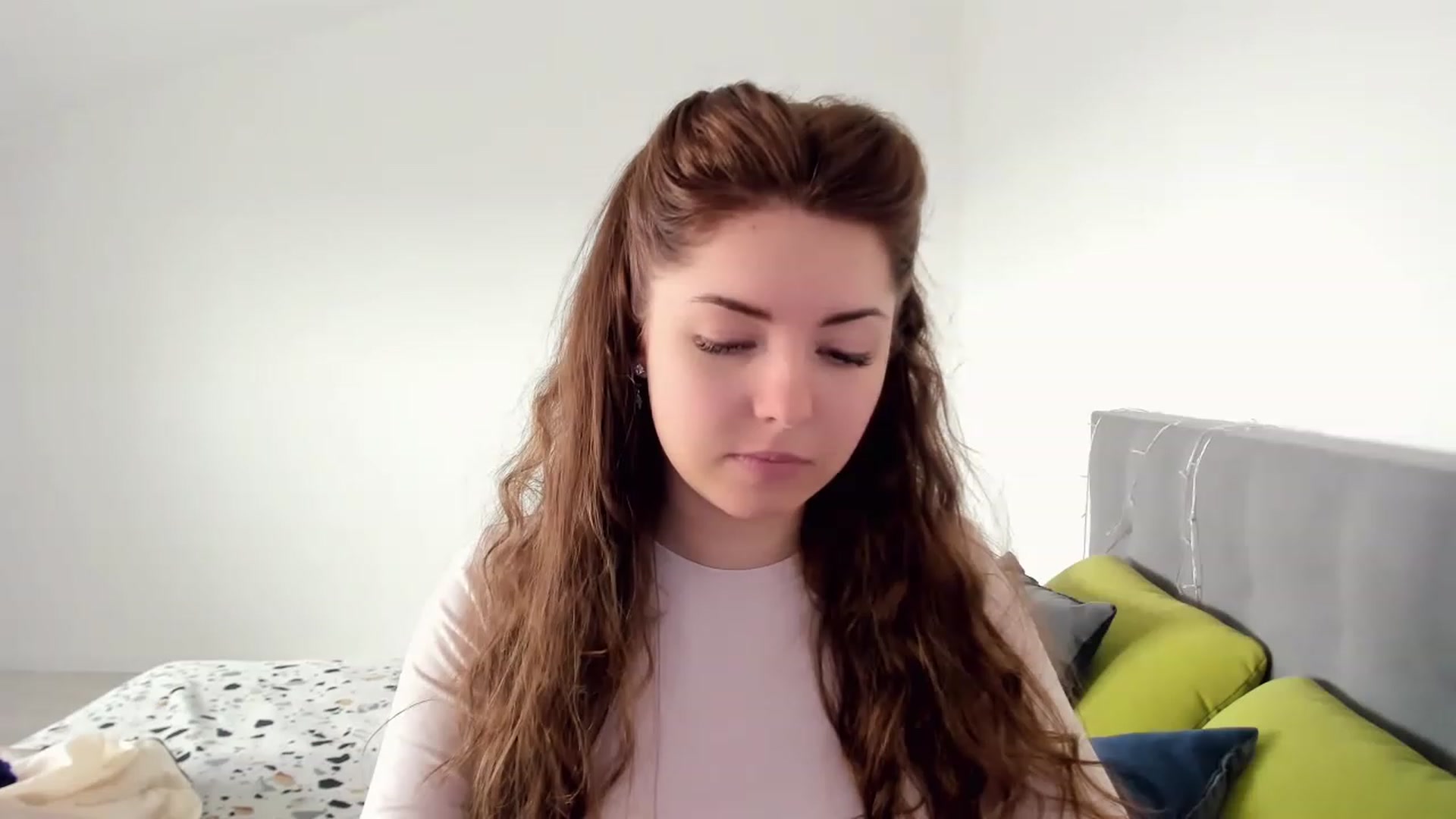 Gallery image thumbnail from Miriam_Mills's myfreecams stream on, 03/20/2023, 09:34 image 11 of 20