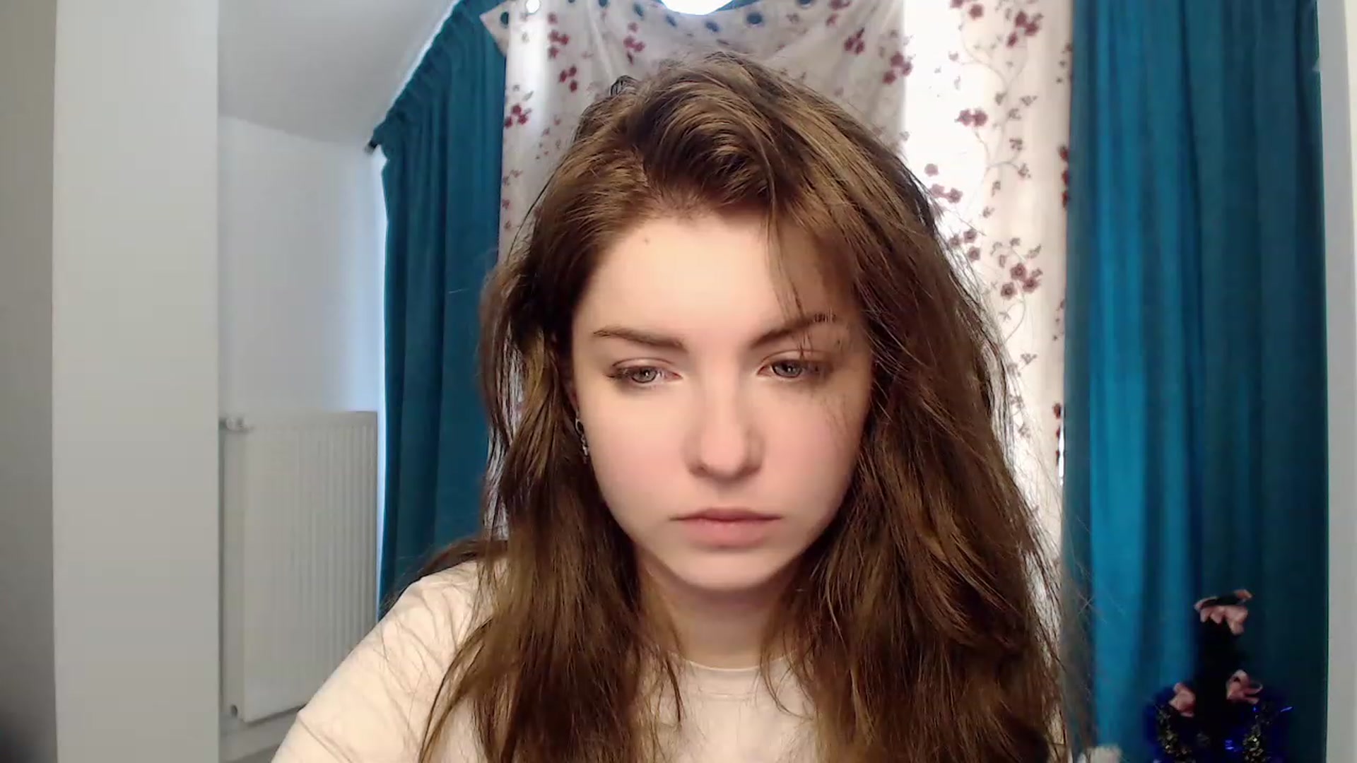 Gallery image thumbnail from Miriam_Mills's myfreecams stream on, 03/23/2023, 09:34 image 14 of 20