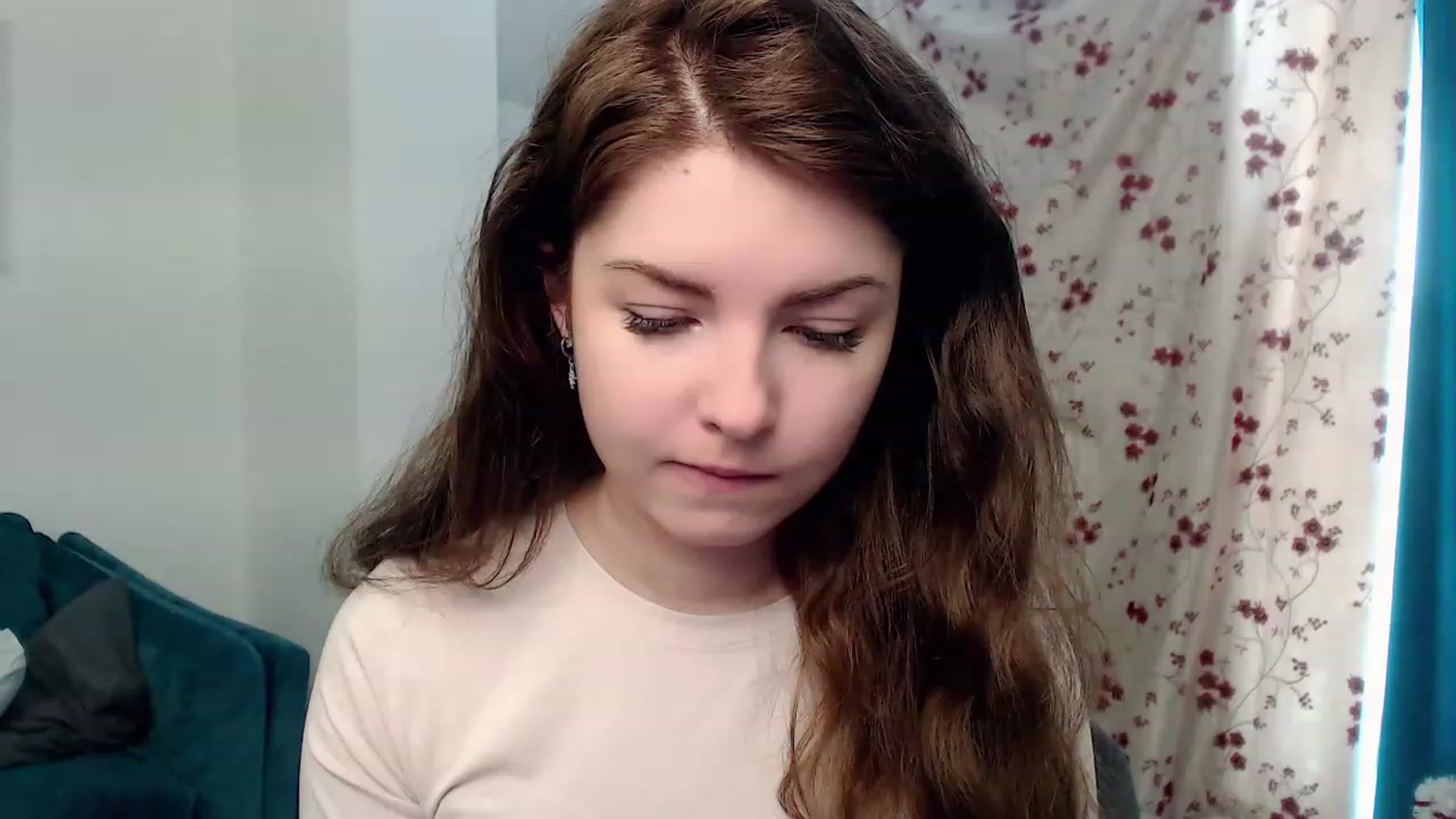 Gallery image thumbnail from Miriam_Mills's myfreecams stream on, 03/24/2023, 10:11 image 6 of 20