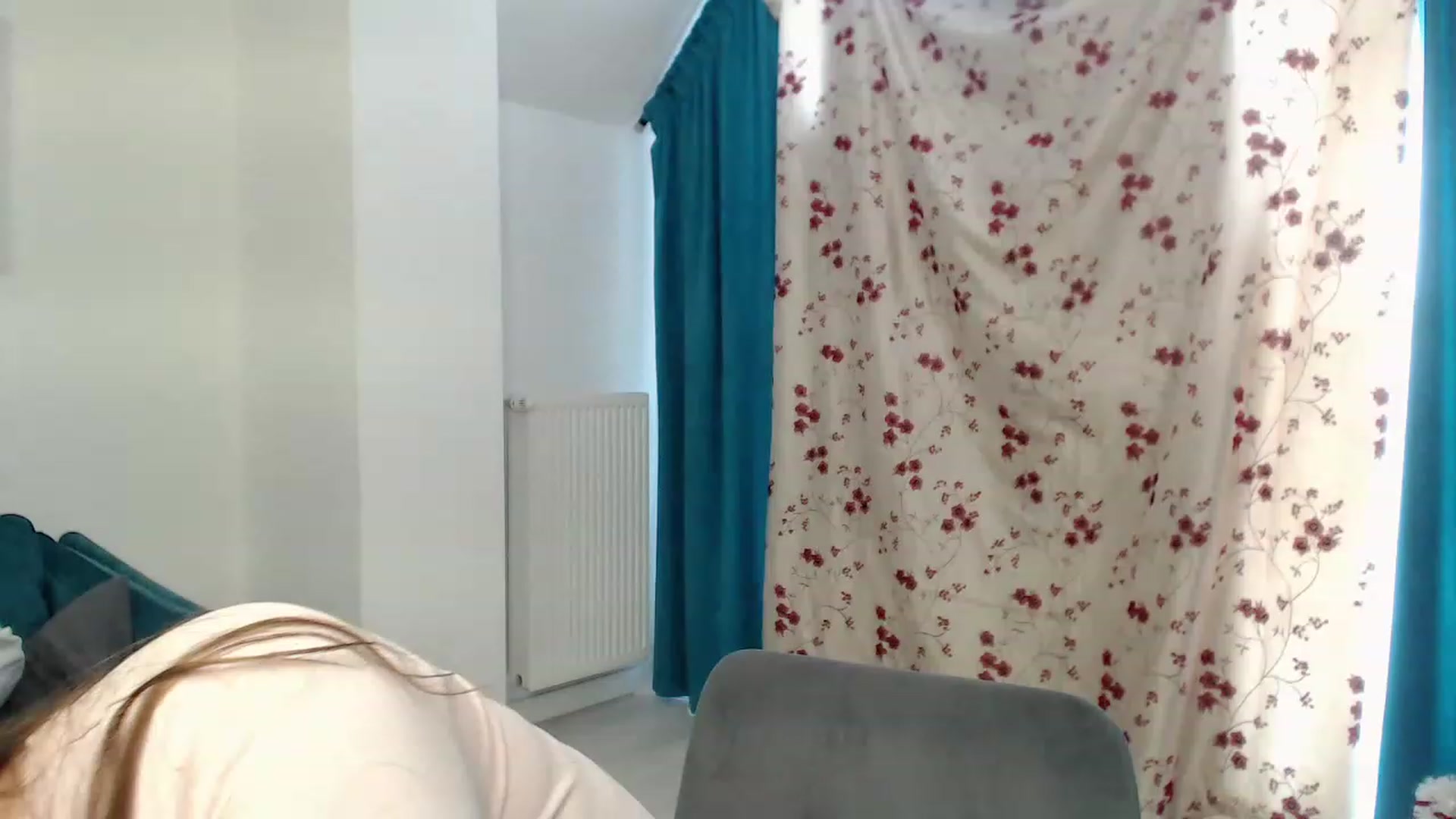 Gallery image thumbnail from Miriam_Mills's myfreecams stream on, 03/24/2023, 10:11 image 18 of 20