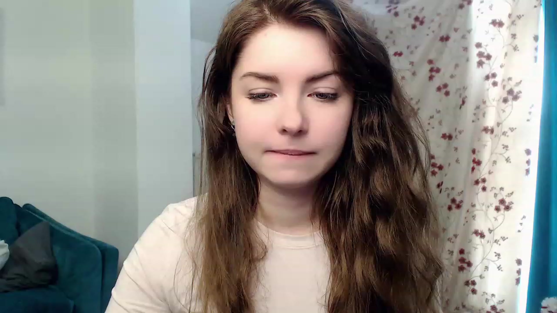 Gallery image thumbnail from Miriam_Mills's myfreecams stream on, 03/24/2023, 10:11 image 16 of 20