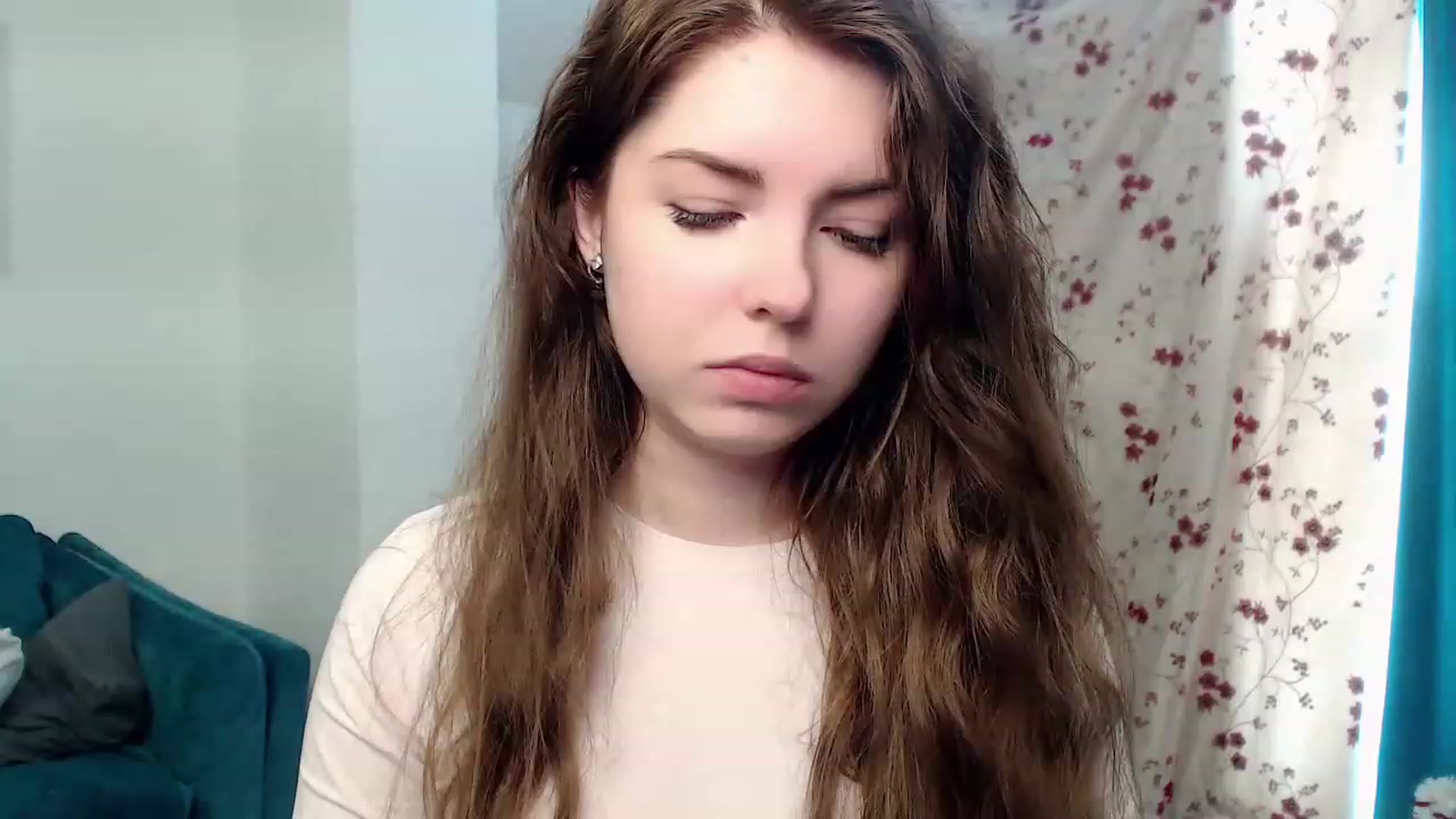 Gallery image thumbnail from Miriam_Mills's myfreecams stream on, 03/24/2023, 10:11 image 15 of 20