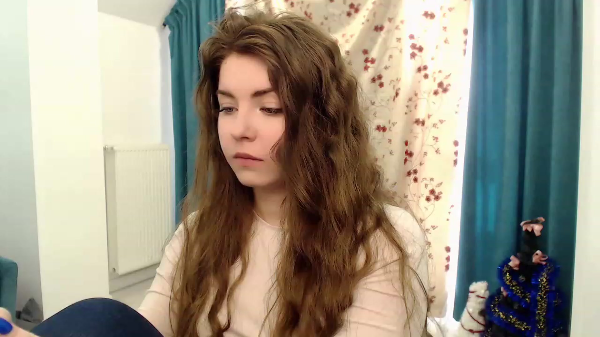 Gallery image thumbnail from Miriam_Mills's myfreecams stream on, 03/24/2023, 12:37 image 2 of 20