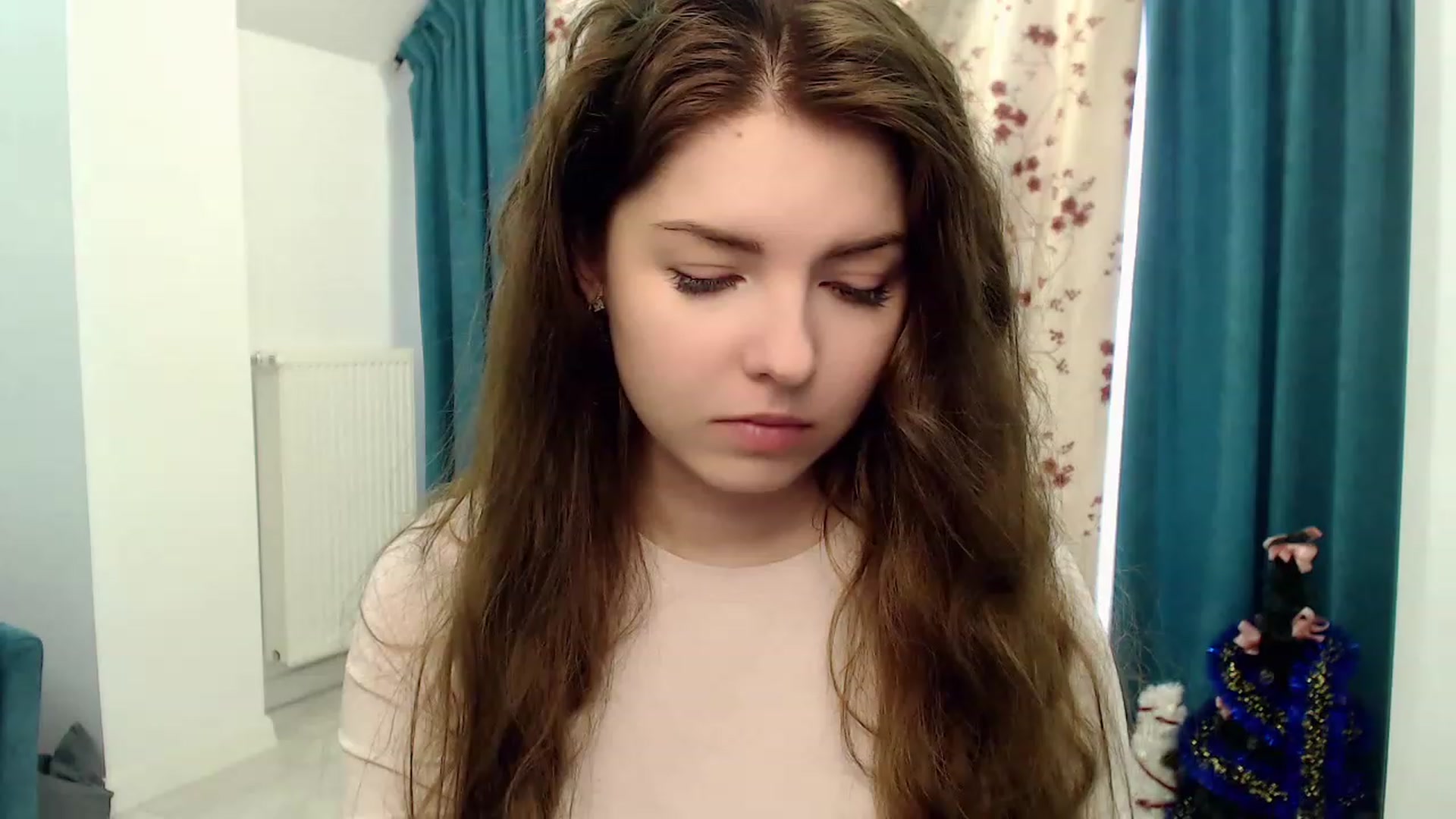 Gallery image thumbnail from Miriam_Mills's myfreecams stream on, 03/24/2023, 12:37 image 7 of 20