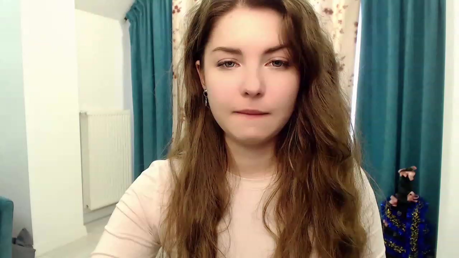 Gallery image thumbnail from Miriam_Mills's myfreecams stream on, 03/24/2023, 12:37 image 15 of 20