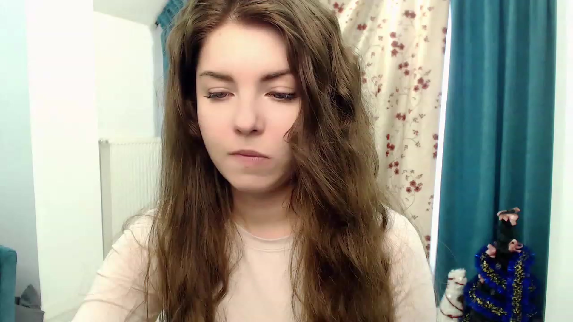 Gallery image thumbnail from Miriam_Mills's myfreecams stream on, 03/24/2023, 12:37 image 9 of 20