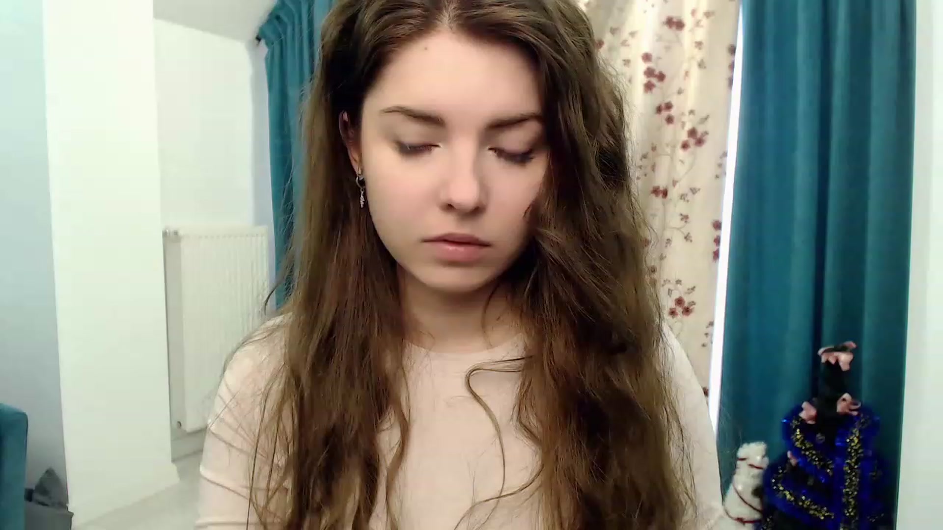 Gallery image thumbnail from Miriam_Mills's myfreecams stream on, 03/24/2023, 12:37 image 6 of 20