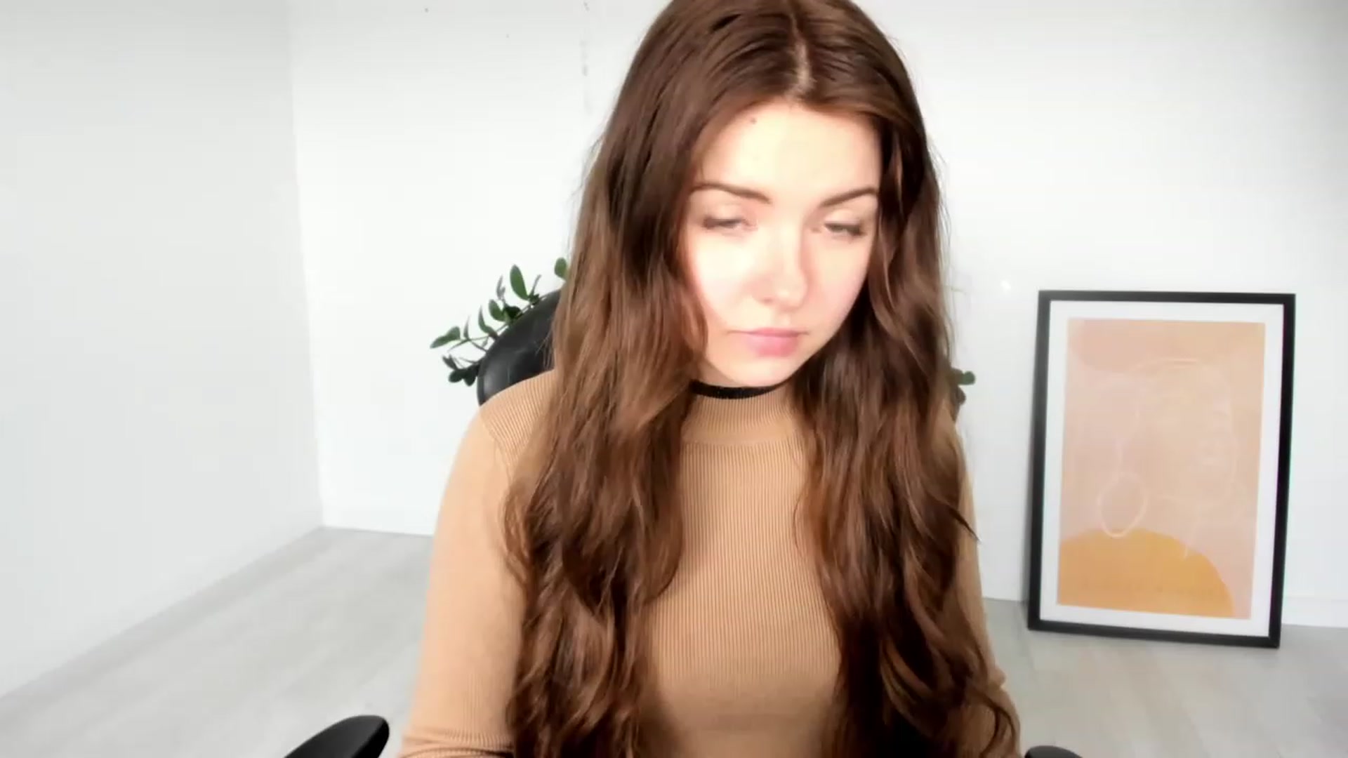 Gallery image thumbnail from Miriam_Mills's myfreecams stream on, 03/27/2023, 08:40 image 6 of 20