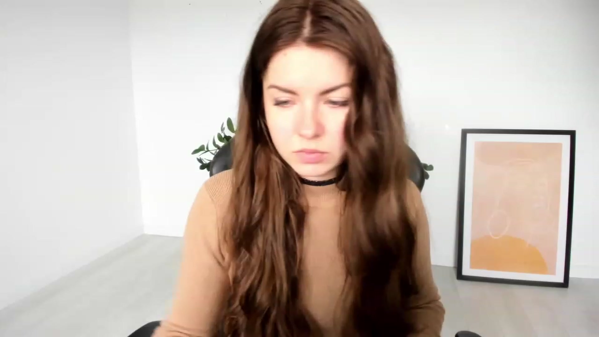 Gallery image thumbnail from Miriam_Mills's myfreecams stream on, 03/27/2023, 08:40 image 17 of 20
