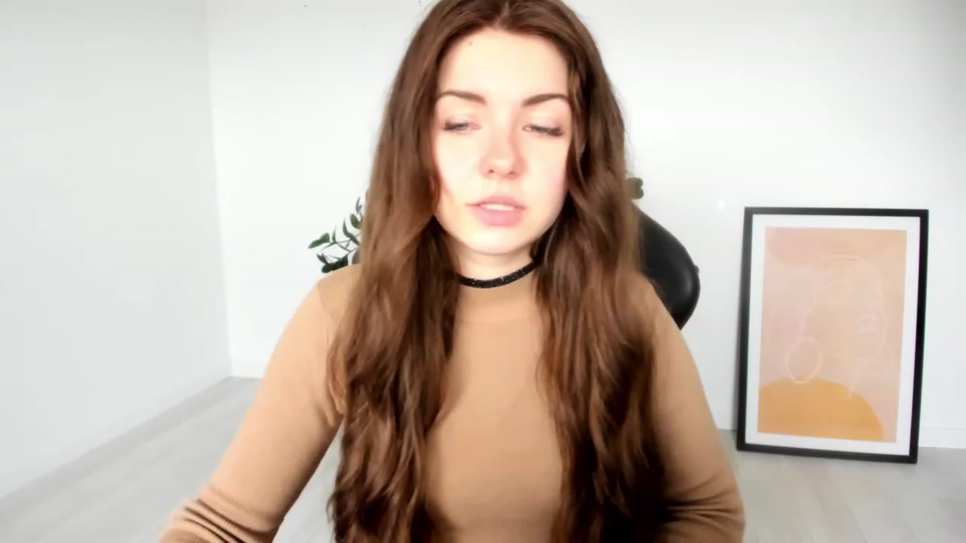 Gallery image thumbnail from Miriam_Mills's myfreecams stream on, 03/27/2023, 08:40 image 7 of 20