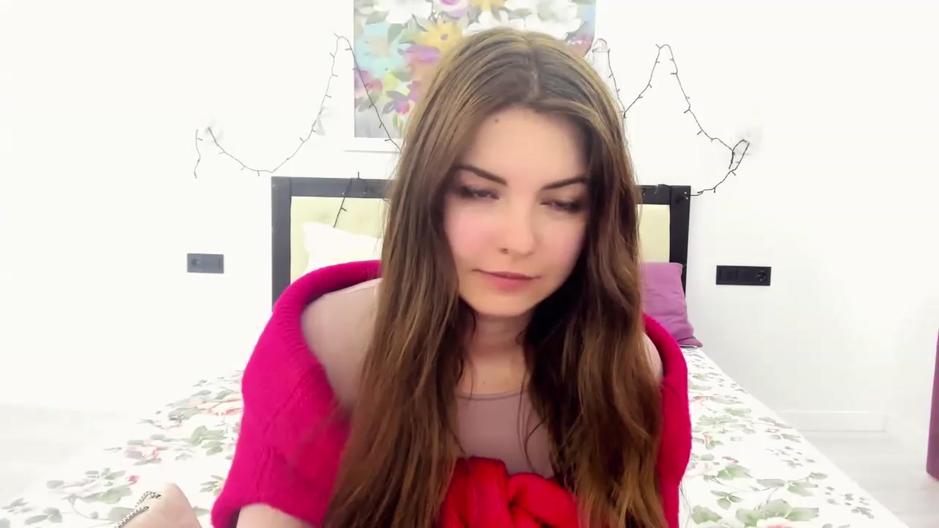 Gallery image thumbnail from Miriam_Mills's myfreecams stream on, 03/28/2023, 08:13 image 8 of 20