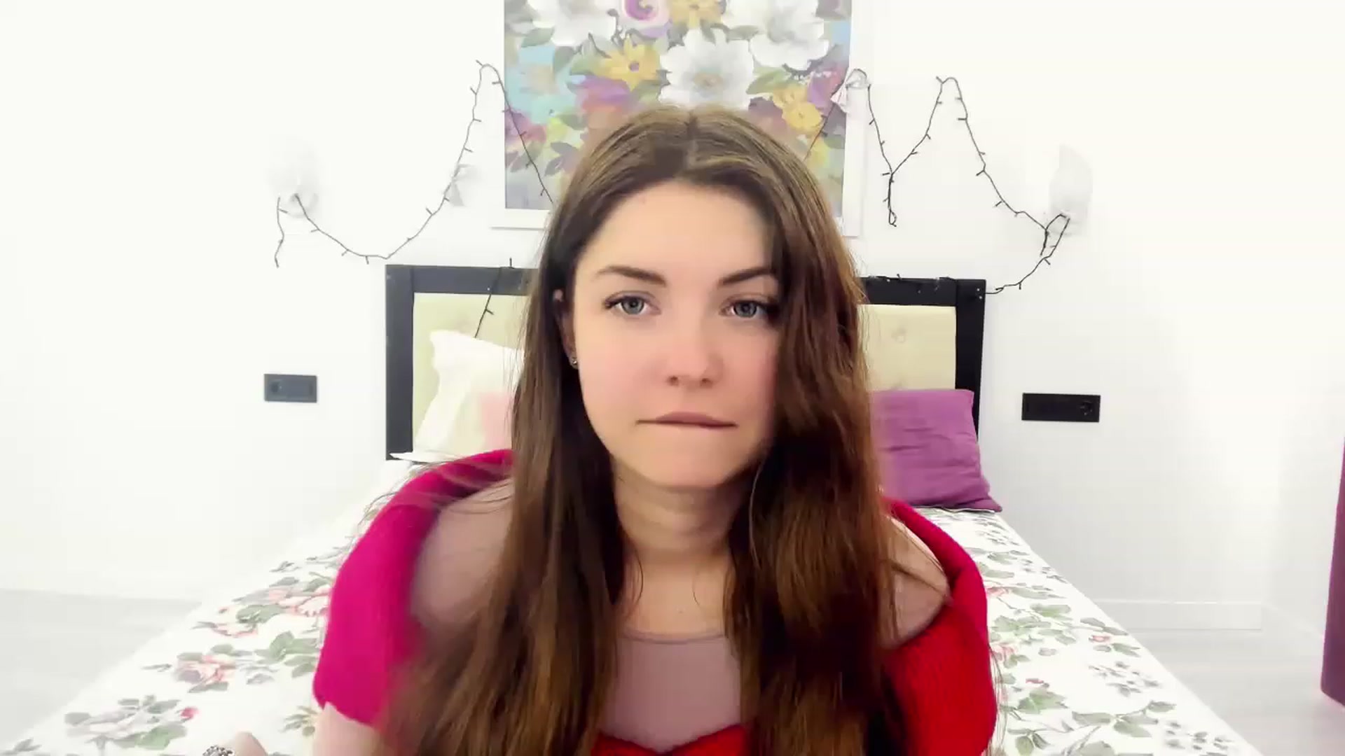 Gallery image thumbnail from Miriam_Mills's myfreecams stream on, 03/28/2023, 09:10 image 18 of 20